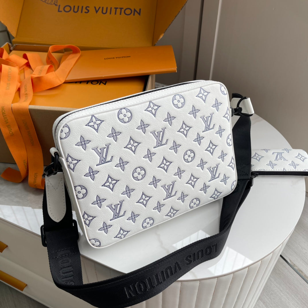 LuxluxHouse Best Quality Bags Louis Vuitton Men
