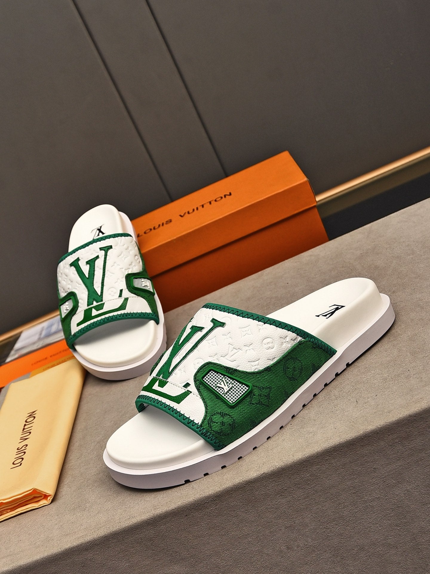 LuxluxHouse Best Quality Sandals Louis Vuitton