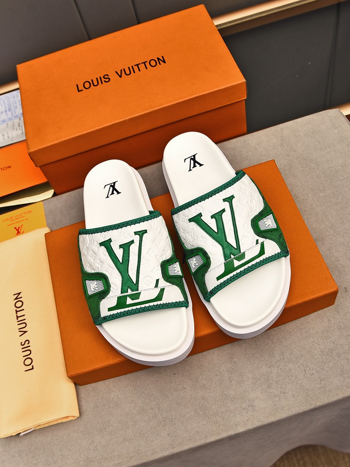 LuxluxHouse Best Quality Sandals Louis Vuitton