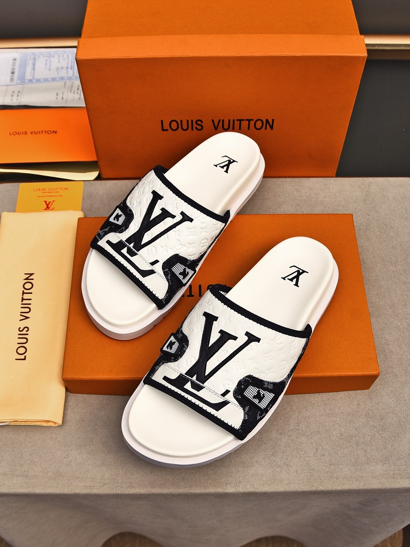 LuxluxHouse Best Quality Sandals Louis Vuitton