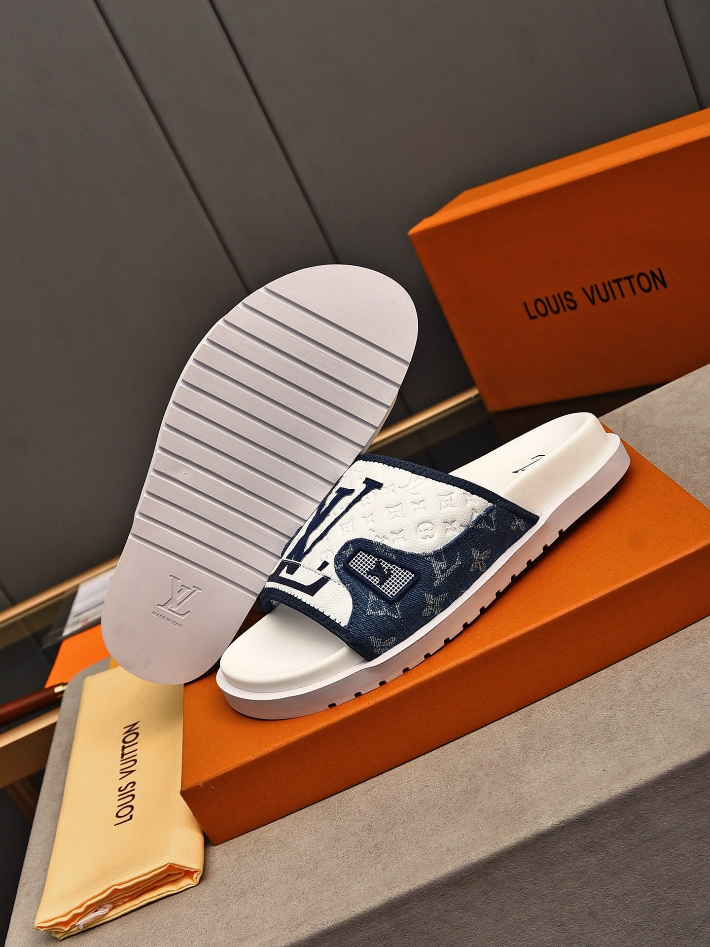 LuxluxHouse Best Quality Sandals Louis Vuitton