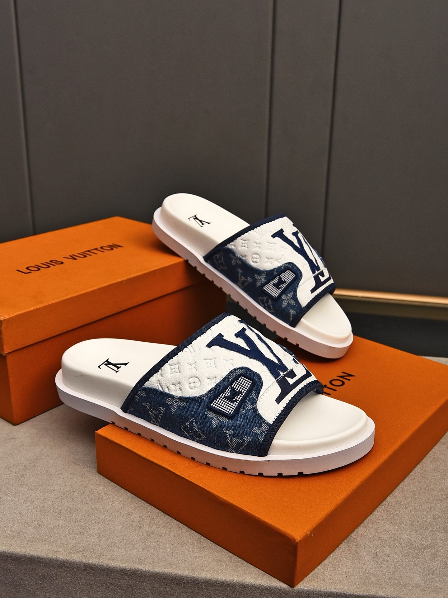 LuxluxHouse Best Quality Sandals Louis Vuitton