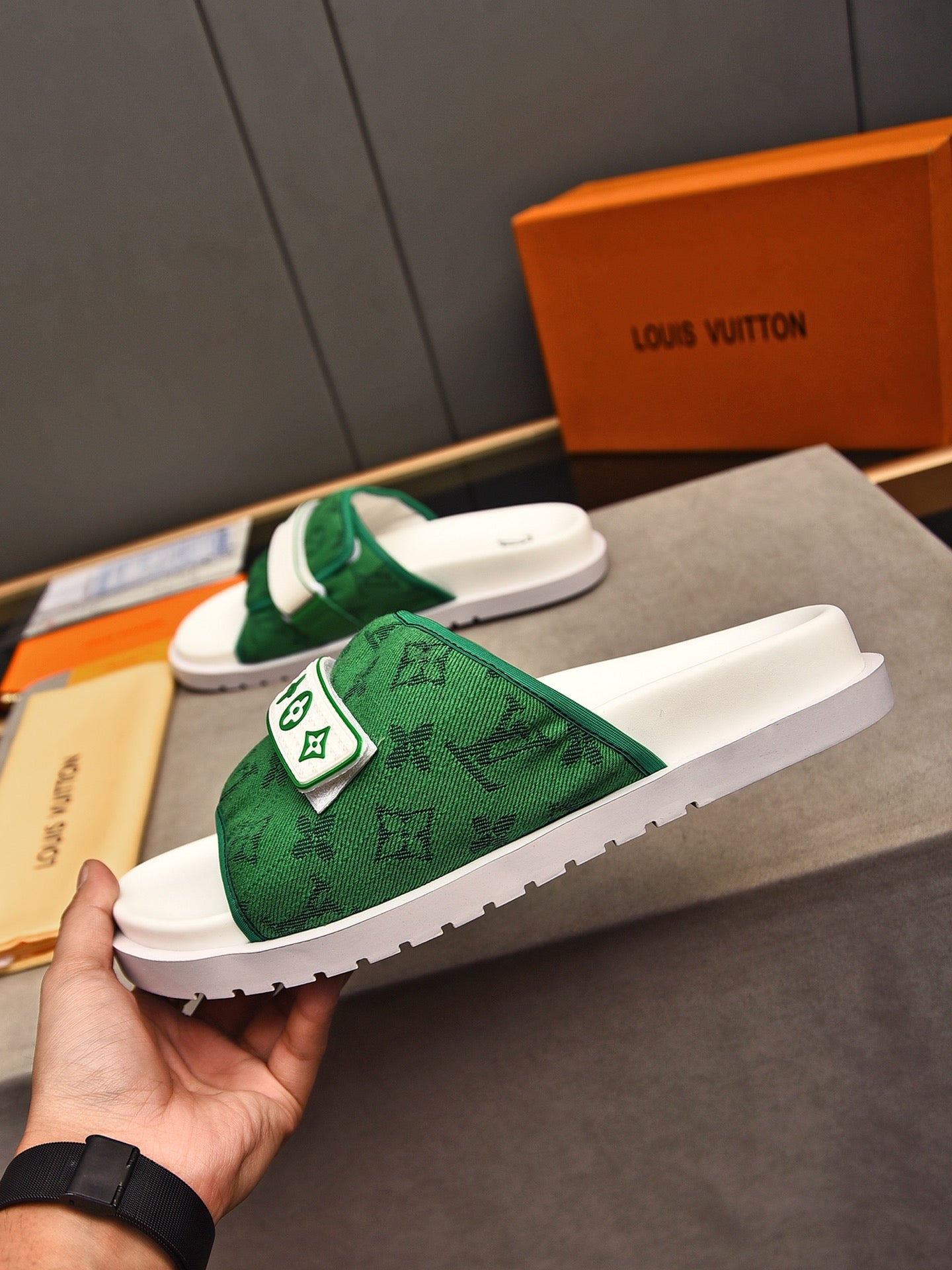 LuxluxHouse Best Quality Sandals Louis Vuitton