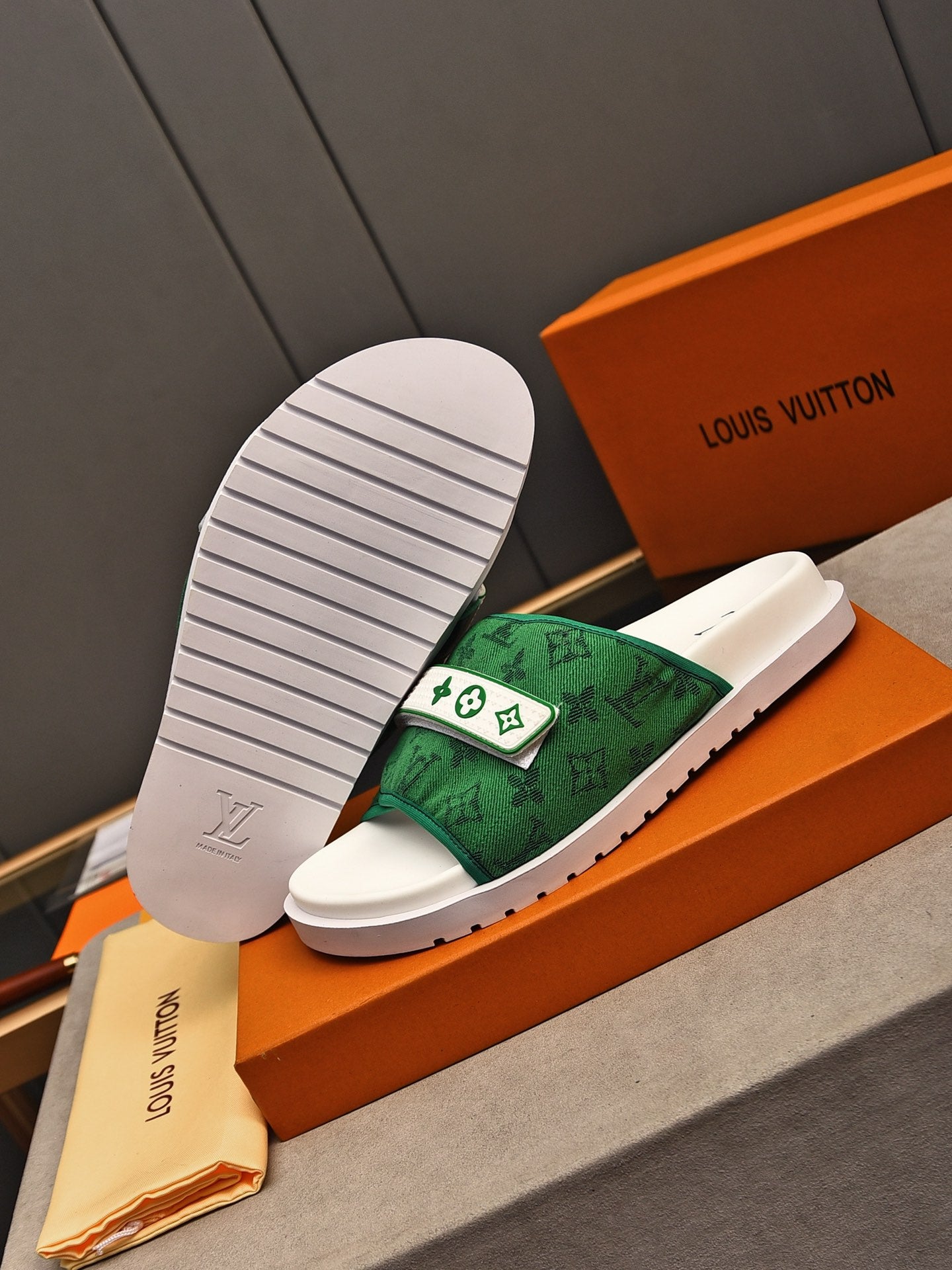 LuxluxHouse Best Quality Sandals Louis Vuitton