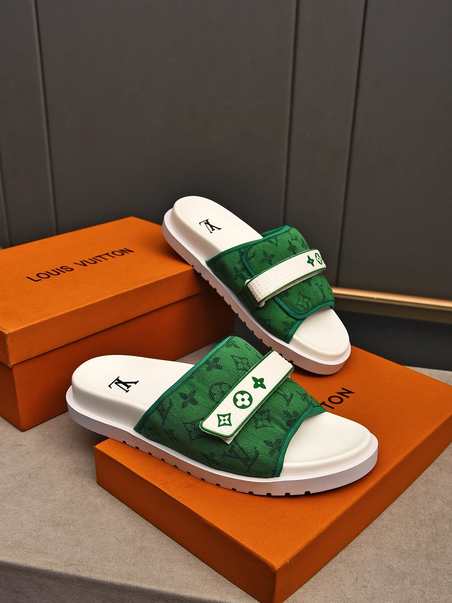 LuxluxHouse Best Quality Sandals Louis Vuitton