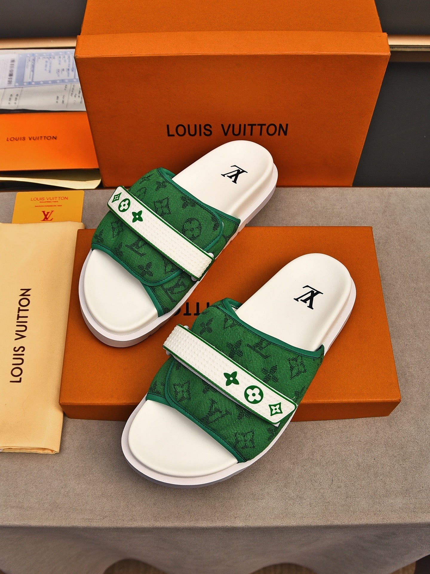 LuxluxHouse Best Quality Sandals Louis Vuitton