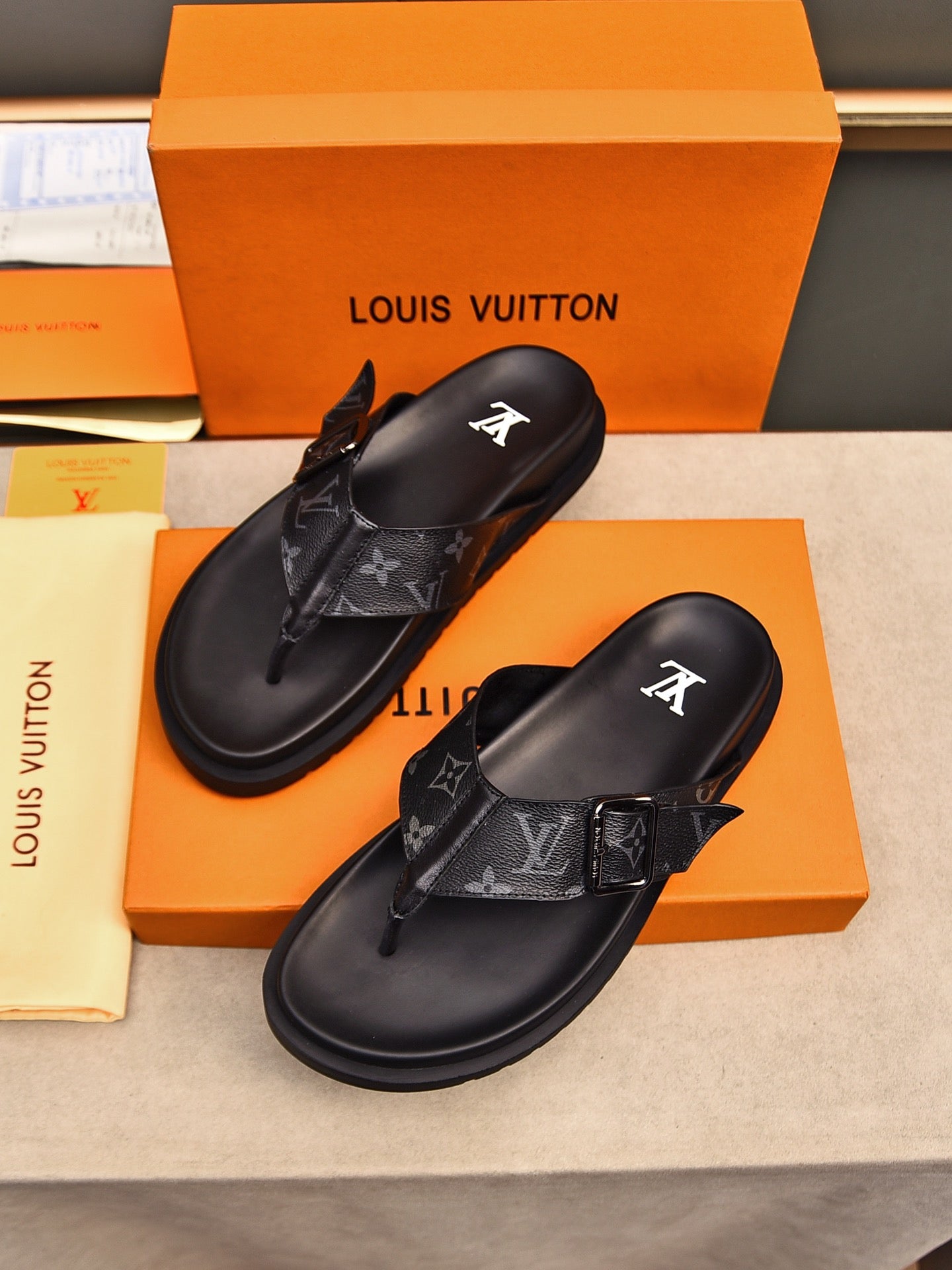 LuxluxHouse Best Quality Sandals Louis Vuitton