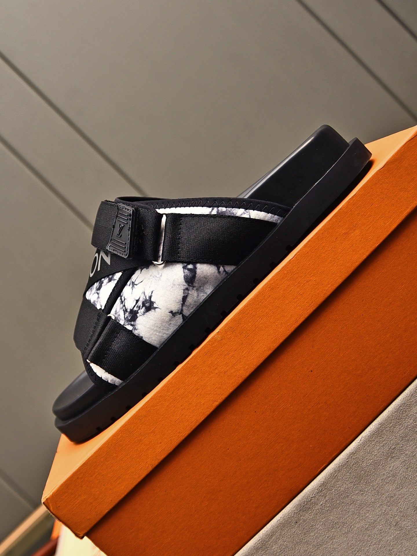 LuxluxHouse Best Quality Sandals Louis Vuitton