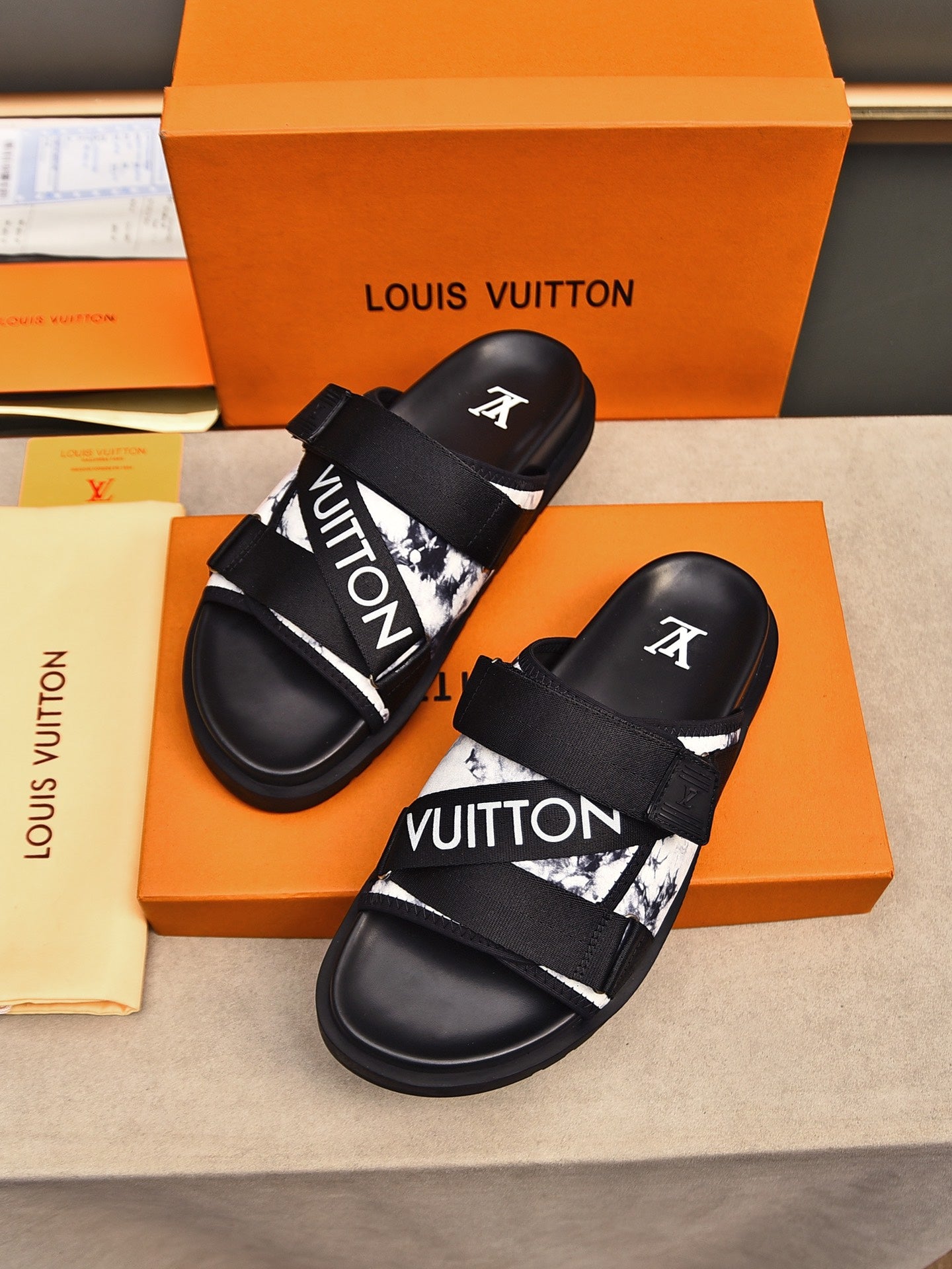 LuxluxHouse Best Quality Sandals Louis Vuitton