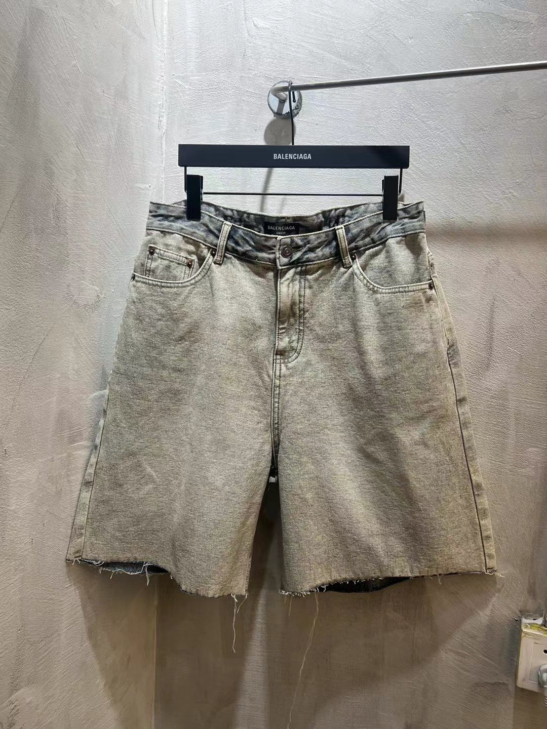 LuxluxHouse Best Quality Clothes Balenciaga Pants