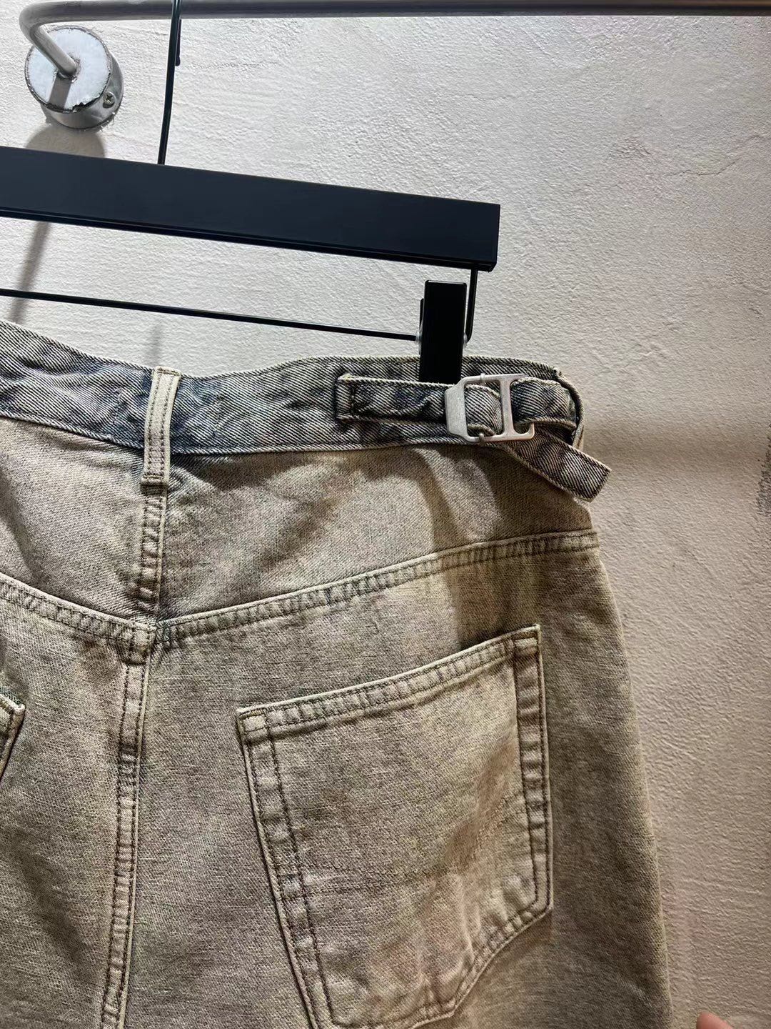 LuxluxHouse Best Quality Clothes Balenciaga Pants