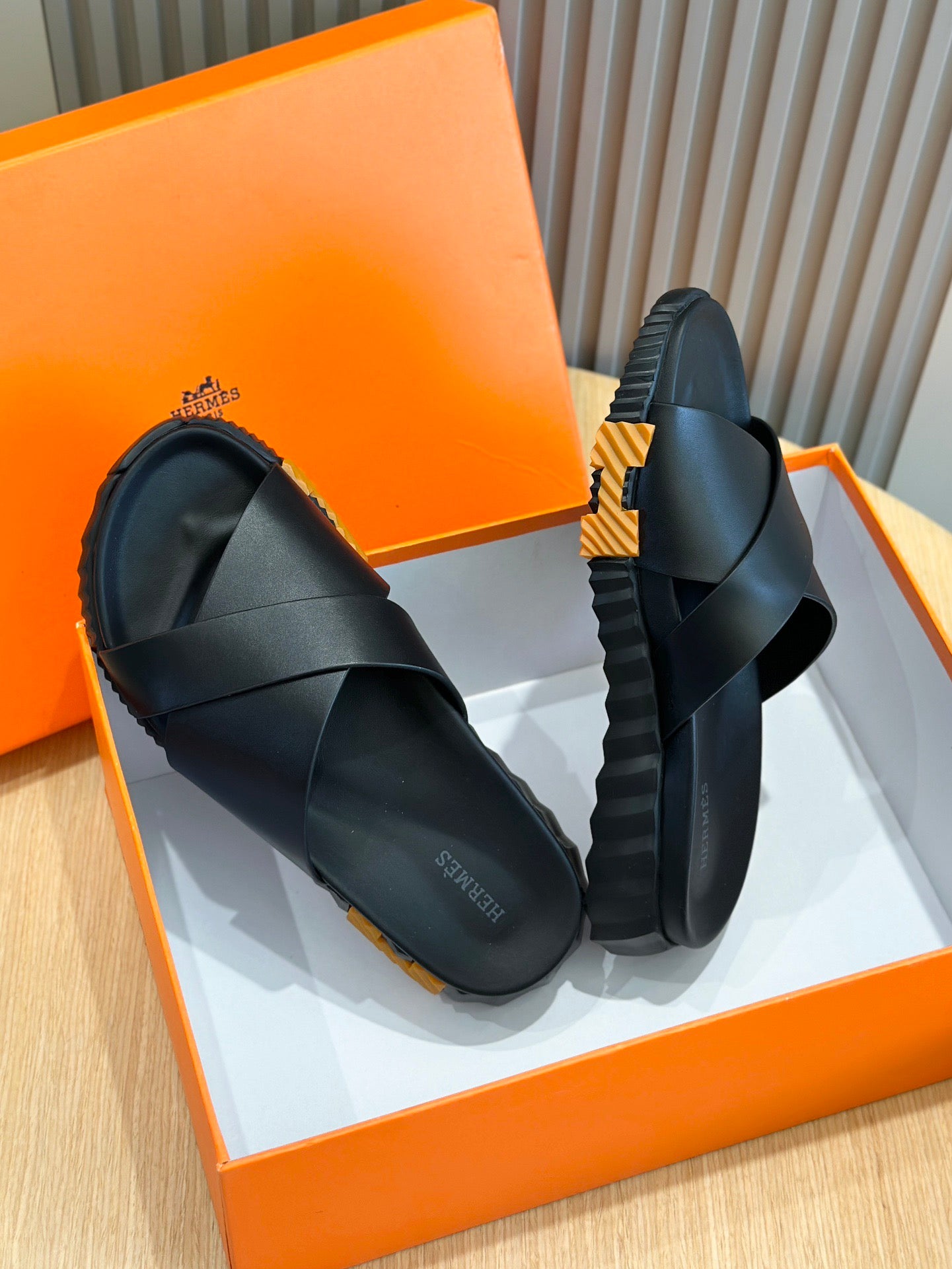 LuxluxHouse Best Quality Sandals Hermes