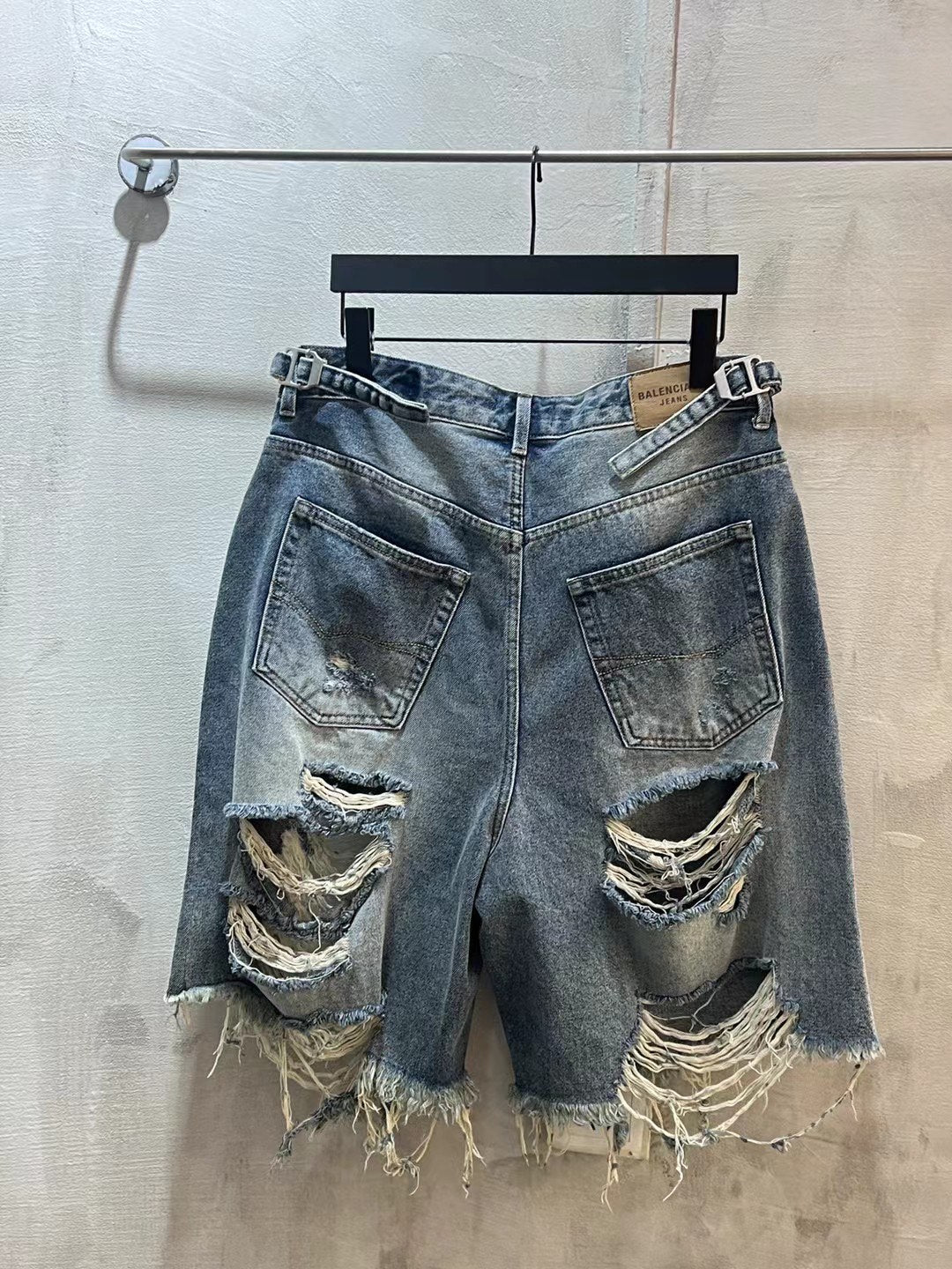 LuxluxHouse Best Quality Clothes Balenciaga Pants
