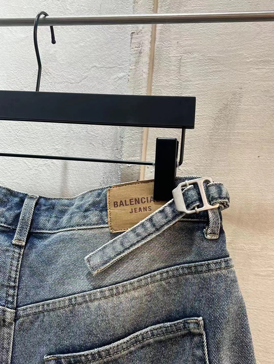 LuxluxHouse Best Quality Clothes Balenciaga Pants
