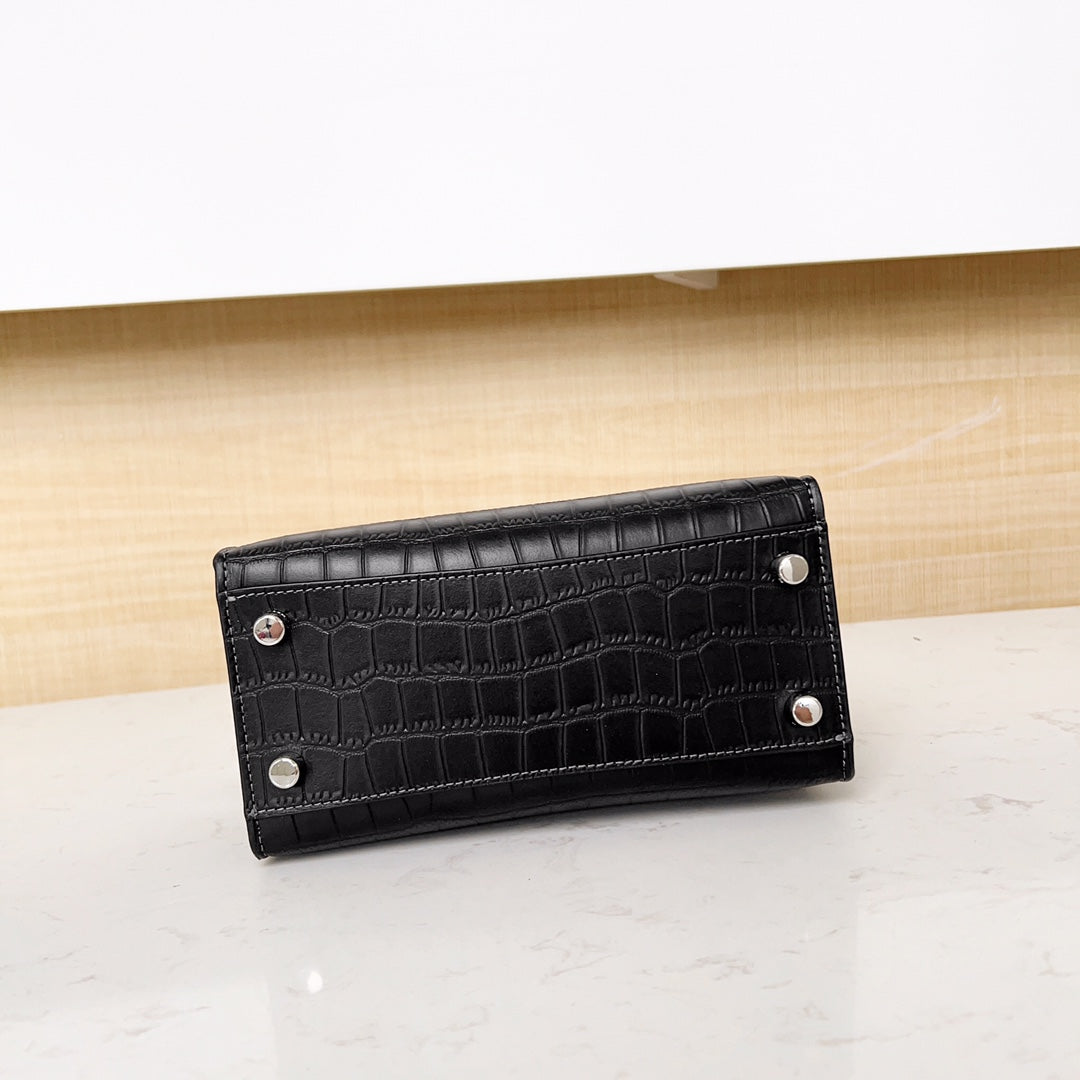 LuxluxHouse Best Quality Bags Coach