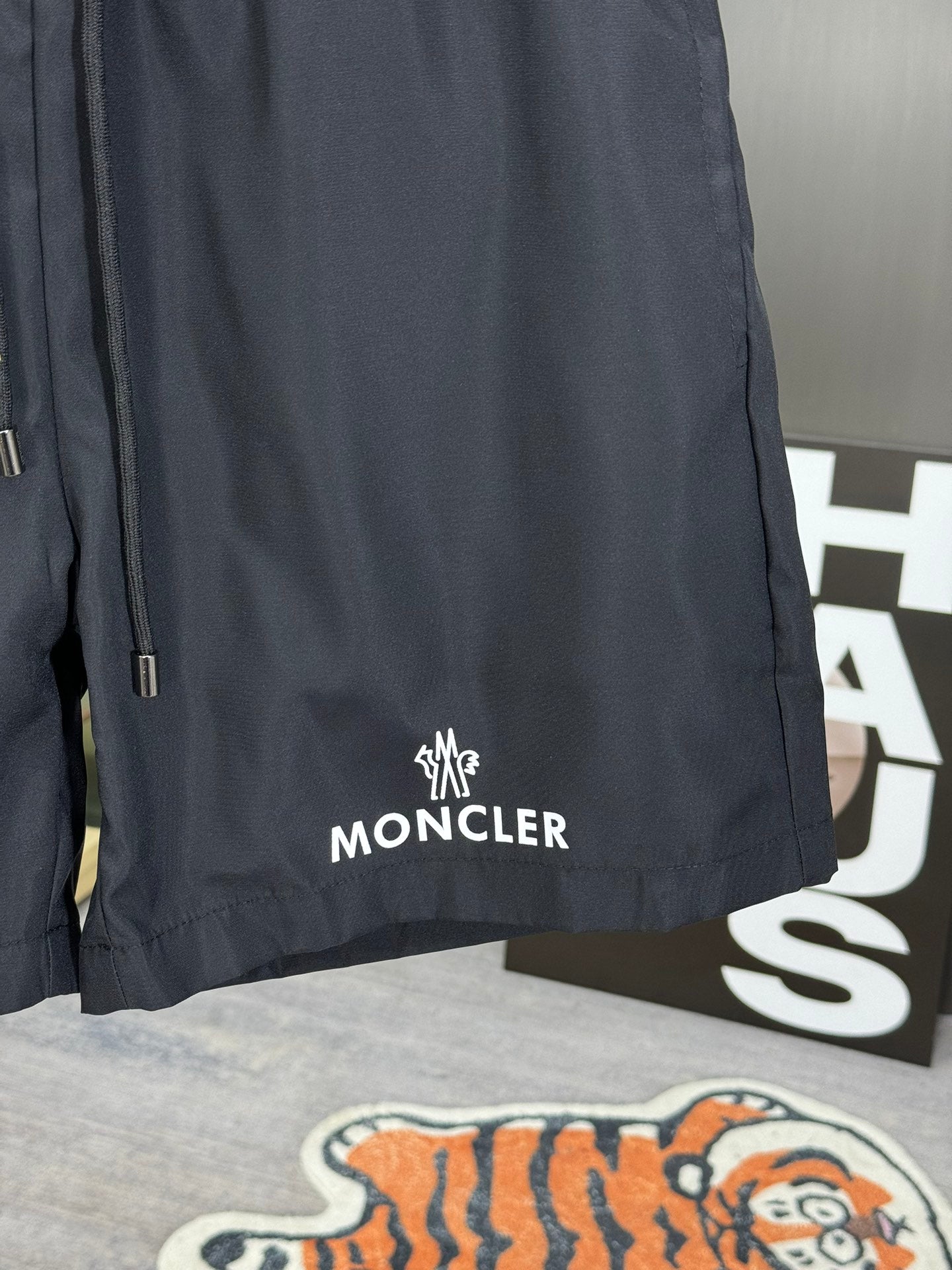 LuxluxHouse Best Quality Clothes Pants Moncler
