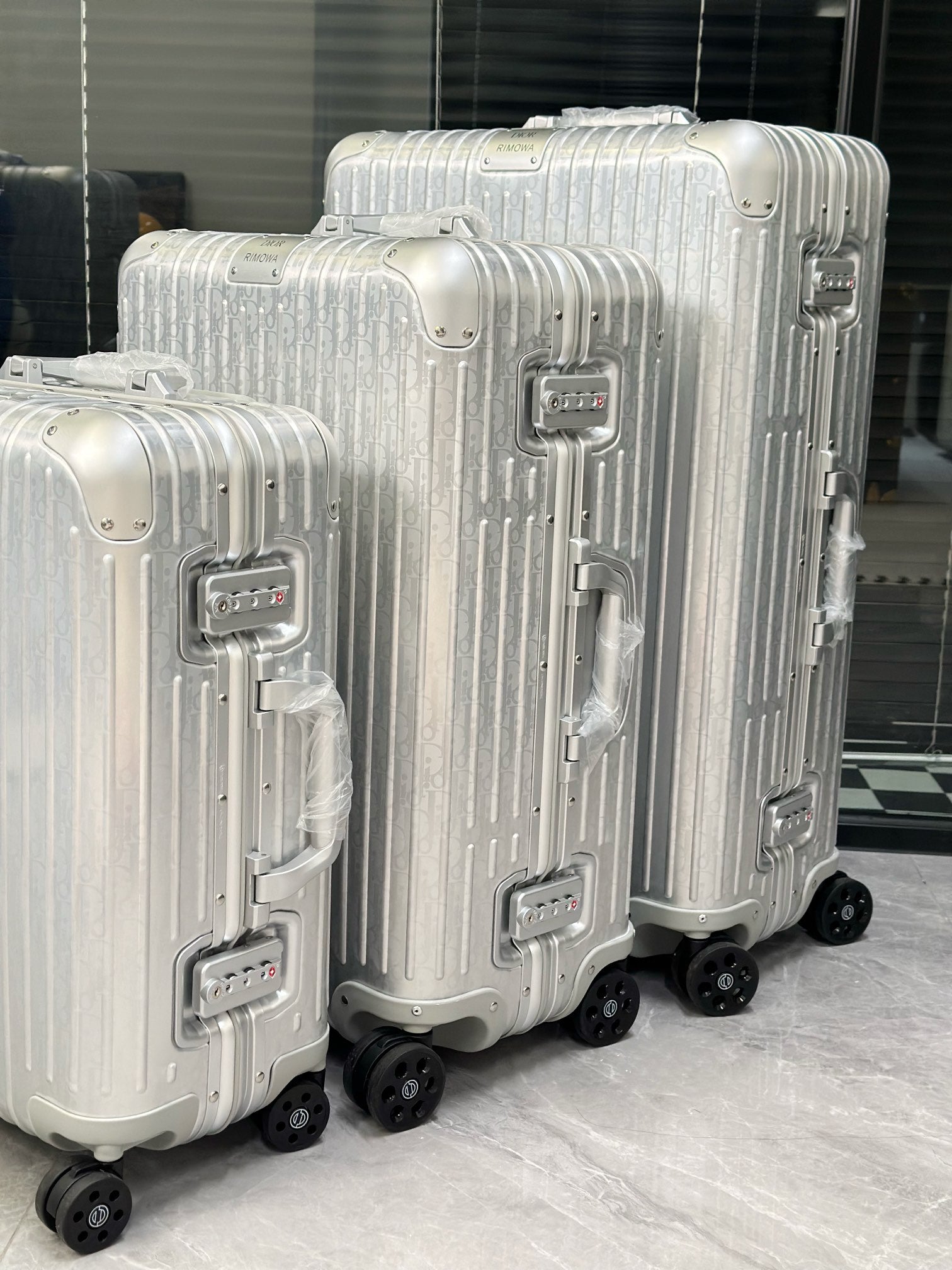LuxluxHouse Best Quality Bags Luggage