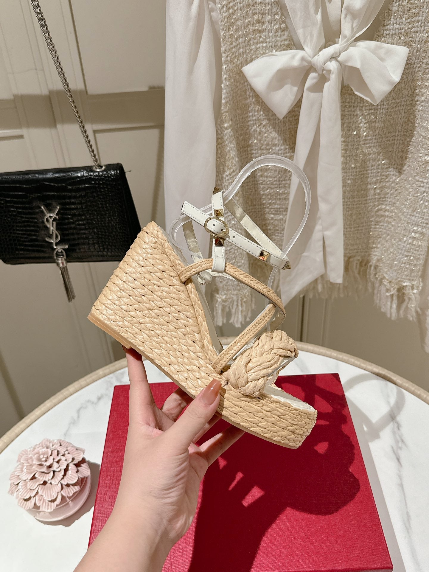 LuxluxHouse Best Quality Valentino Women Shoes