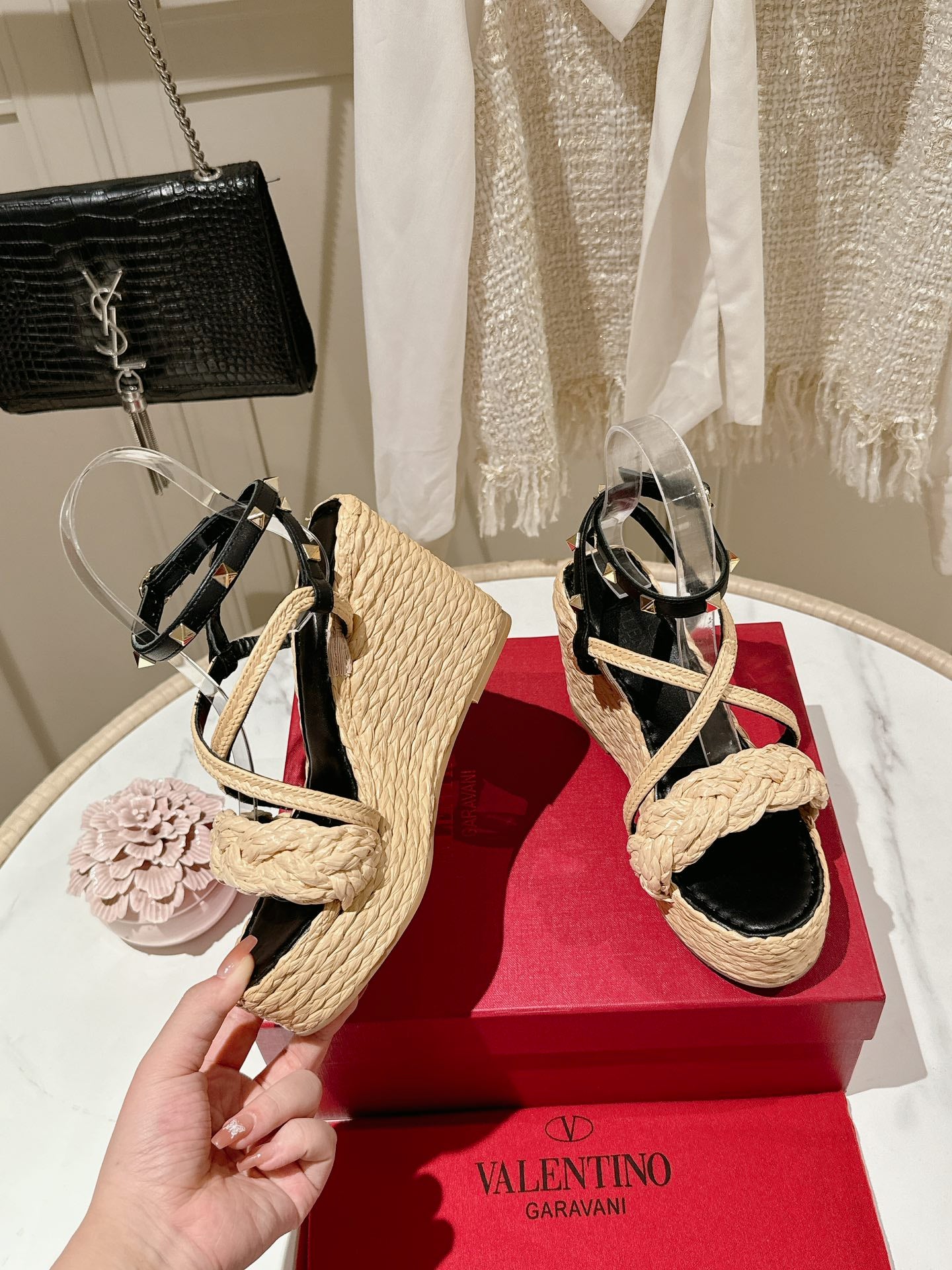 LuxluxHouse Best Quality Valentino Women Shoes