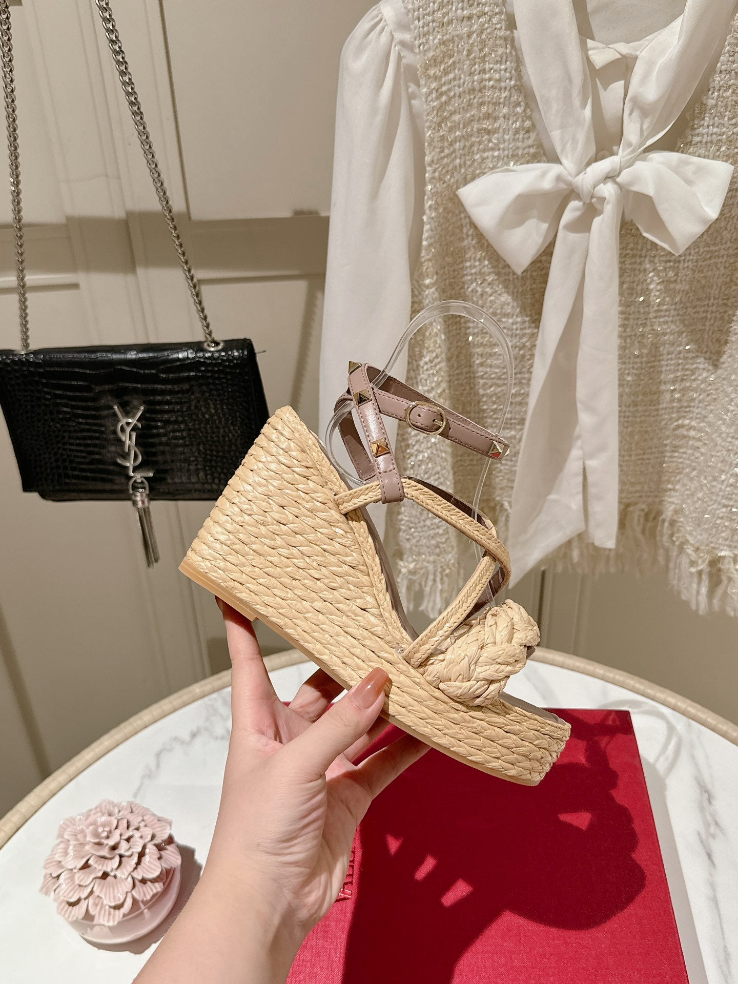 LuxluxHouse Best Quality Valentino Women Shoes