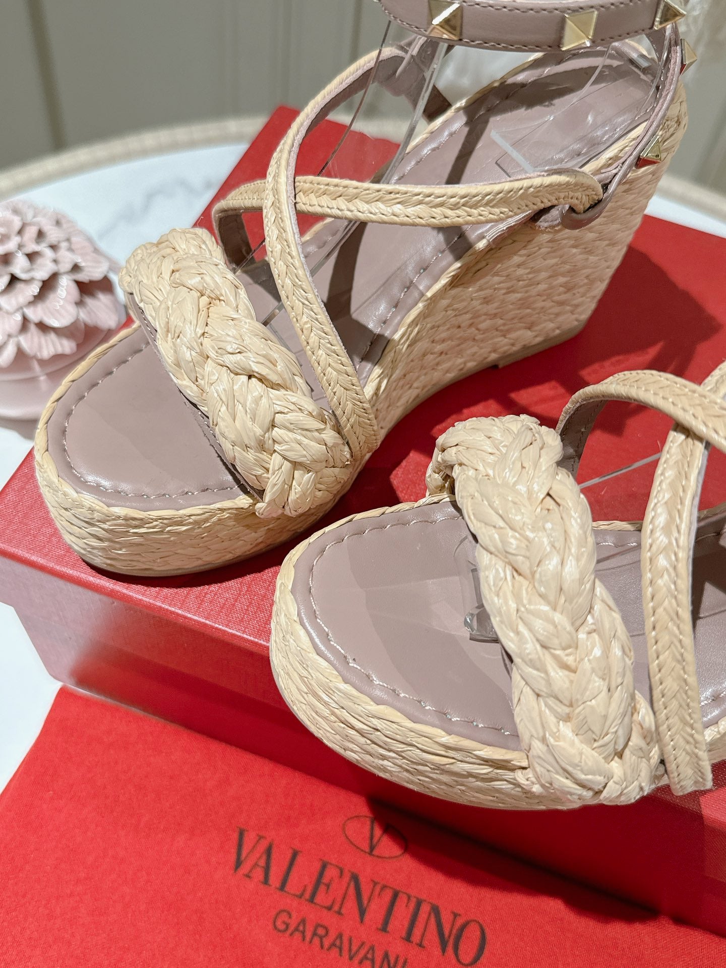 LuxluxHouse Best Quality Valentino Women Shoes