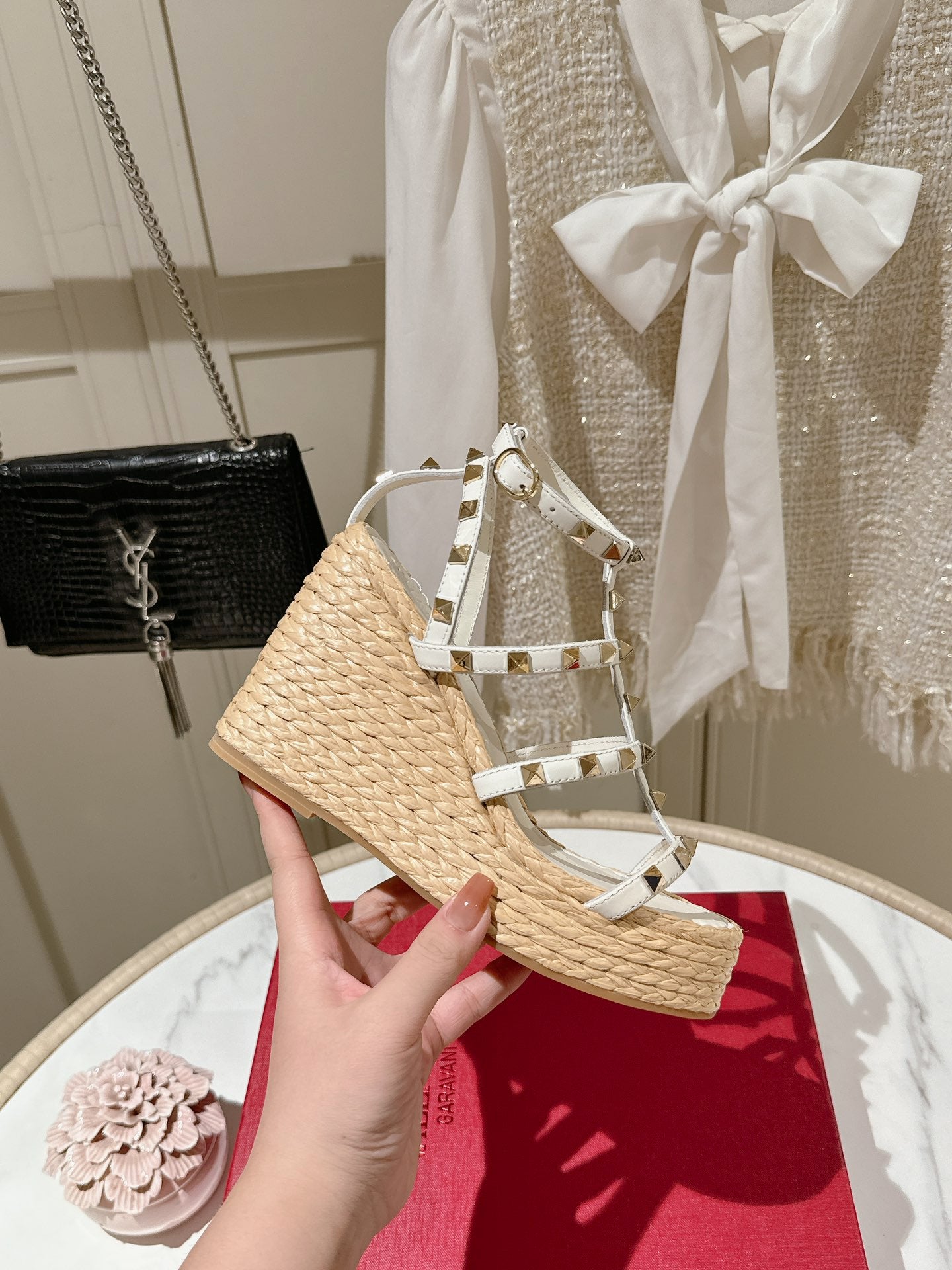 LuxluxHouse Best Quality Valentino Women Shoes