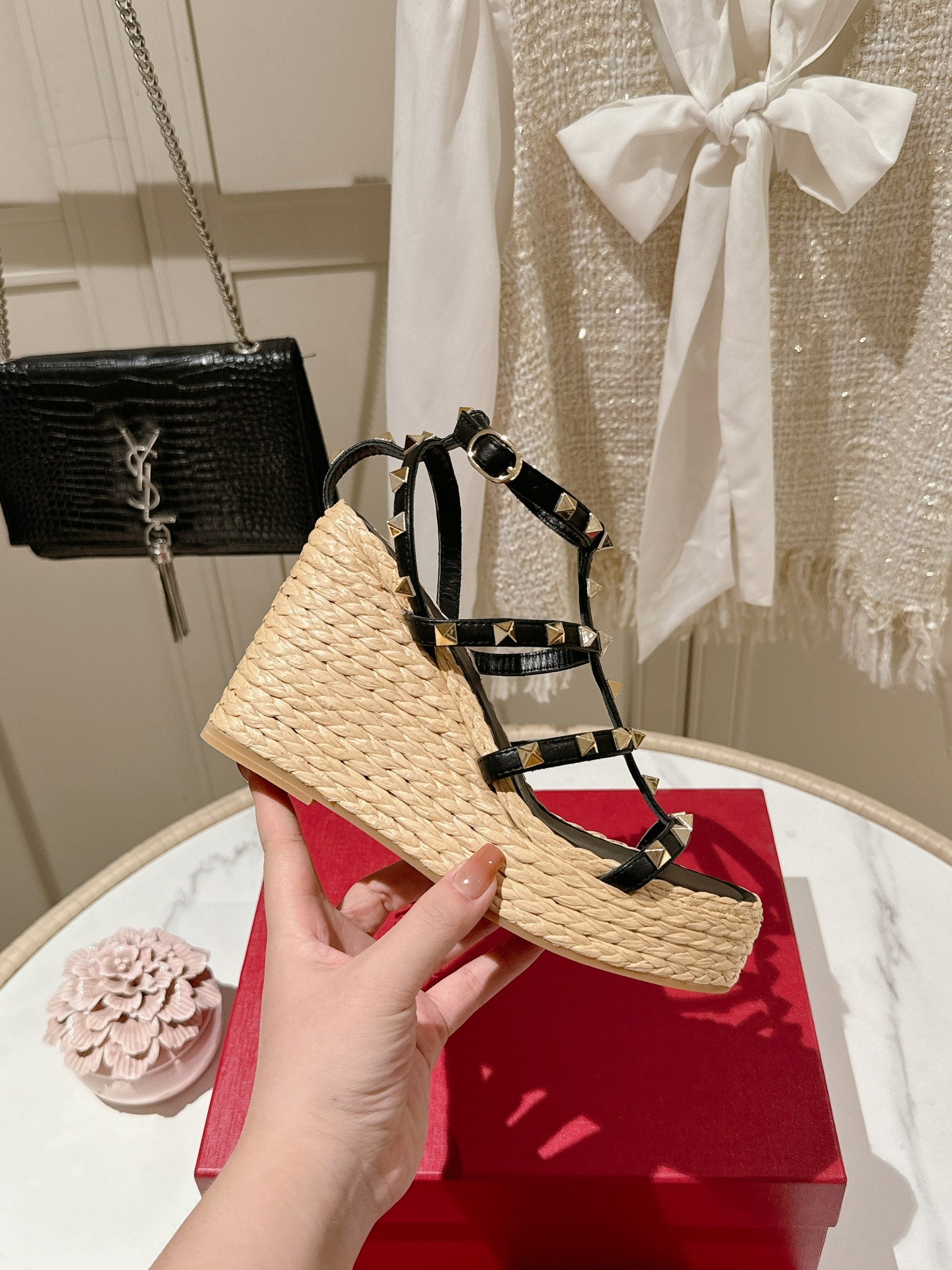 LuxluxHouse Best Quality Valentino Women Shoes