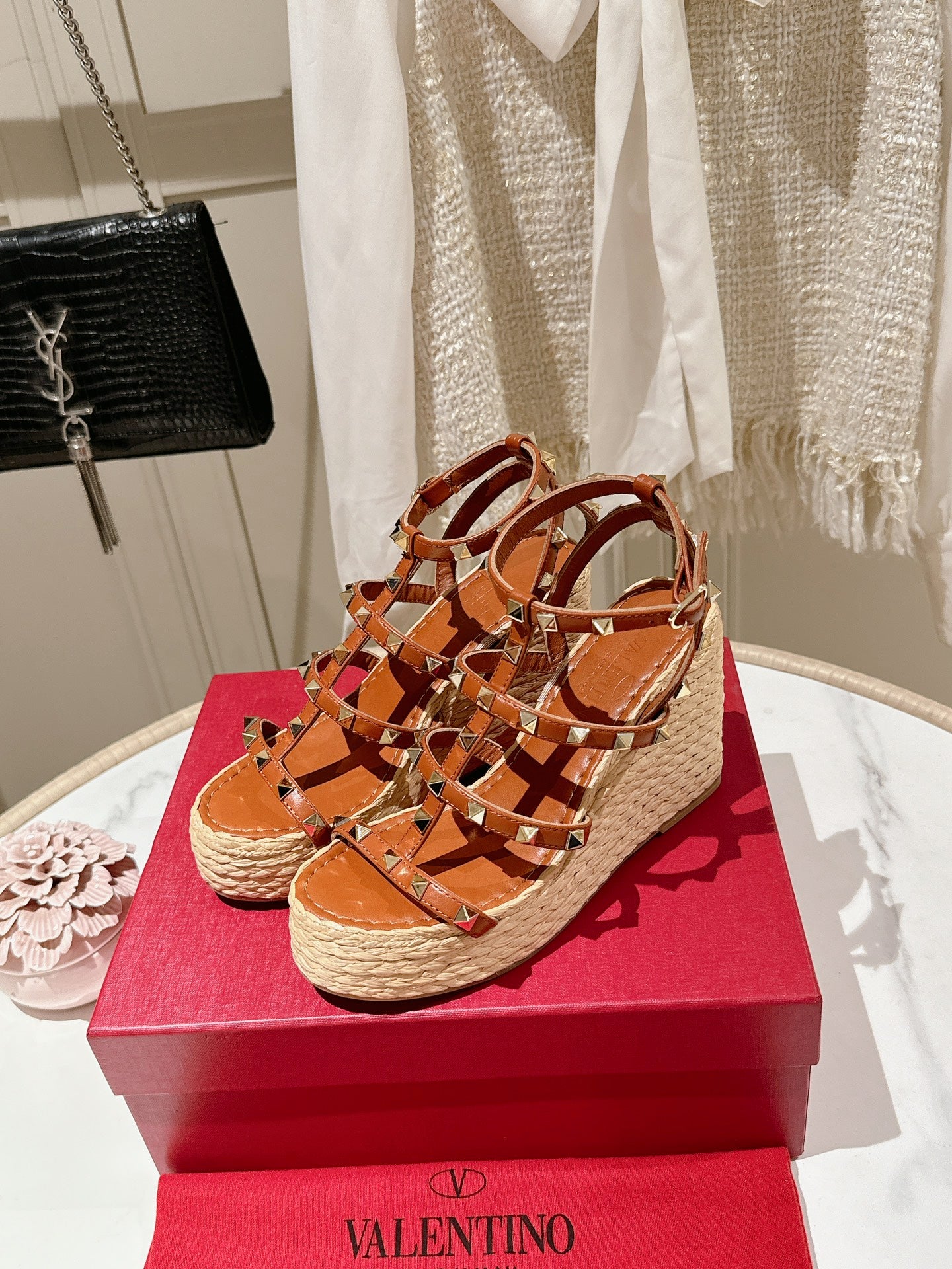 LuxluxHouse Best Quality Valentino Women Shoes