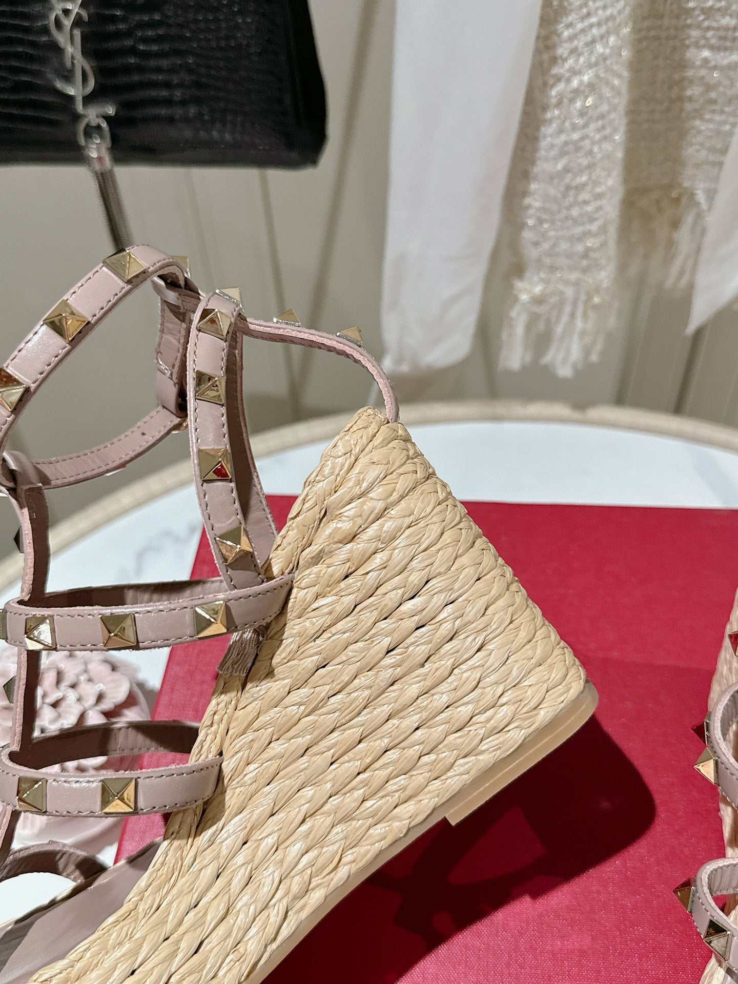 LuxluxHouse Best Quality Valentino Women Shoes