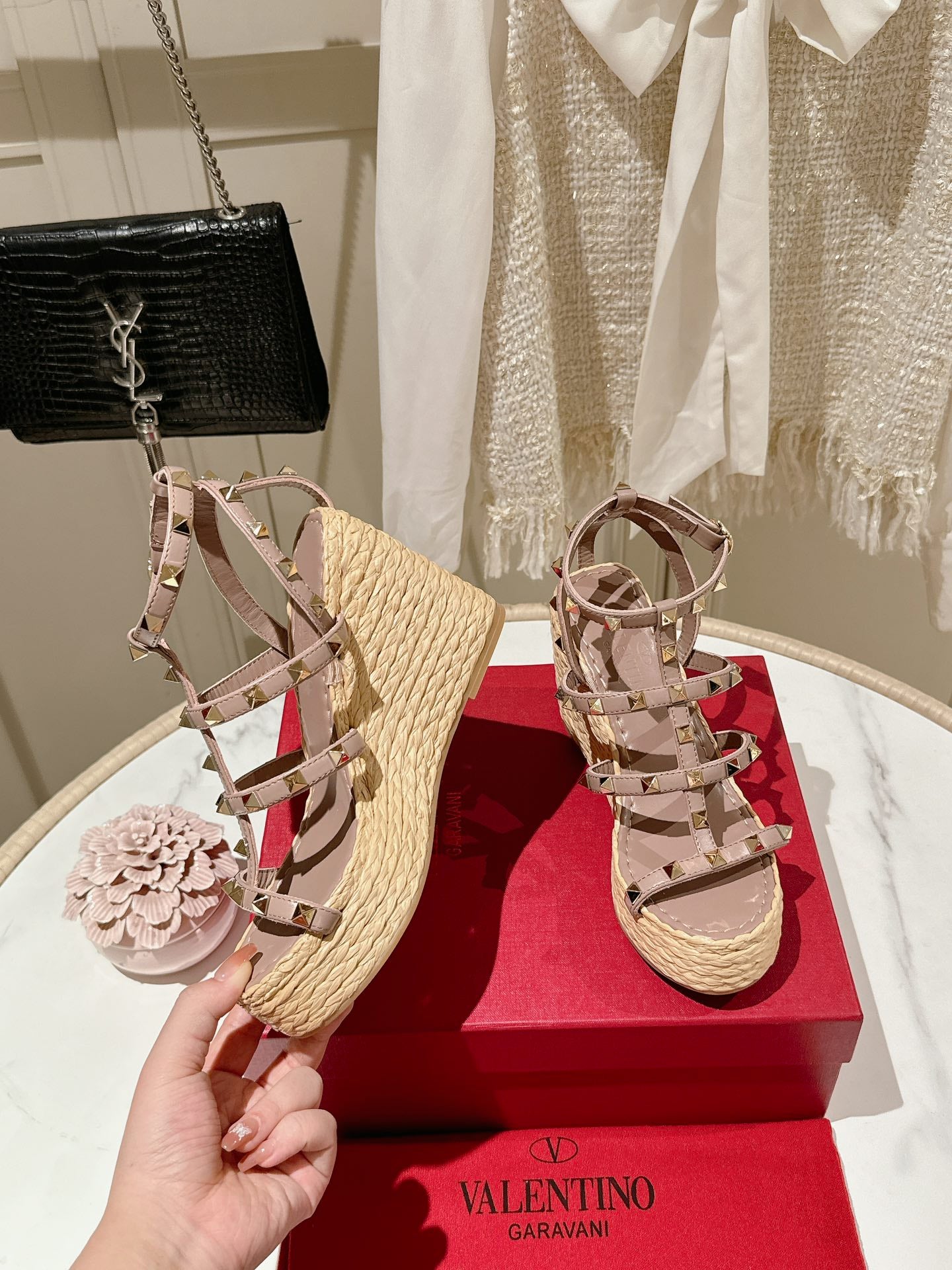 LuxluxHouse Best Quality Valentino Women Shoes