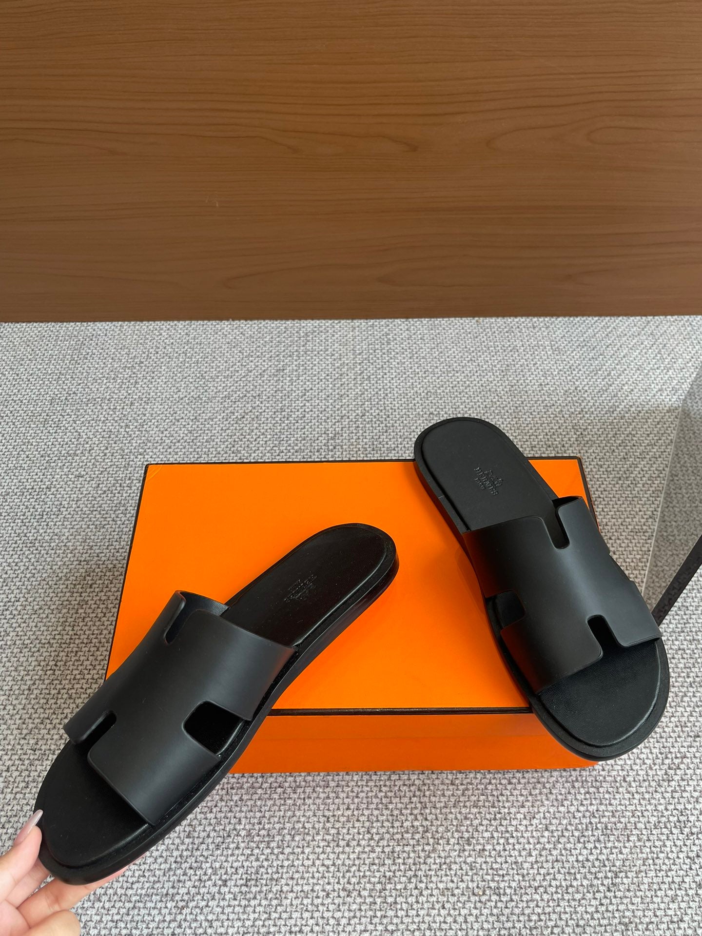 LuxluxHouse Best Quality Women Shoes Hermes