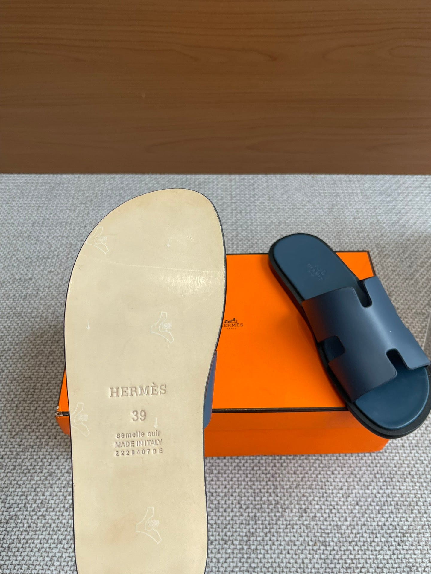 LuxluxHouse Best Quality Women Shoes Hermes