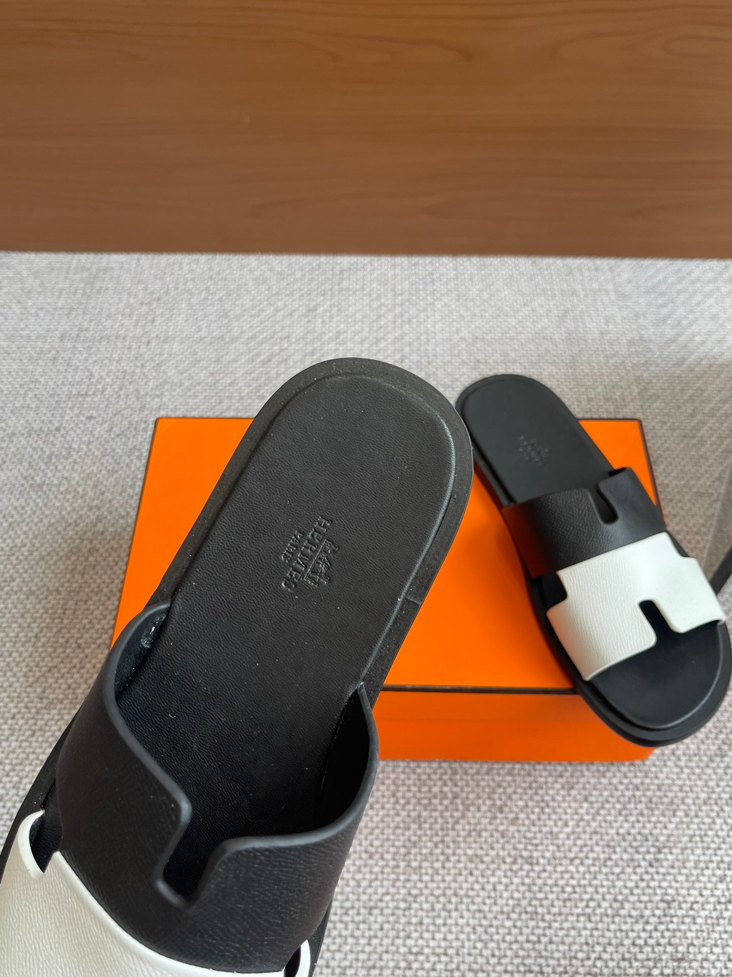 LuxluxHouse Best Quality Women Shoes Hermes