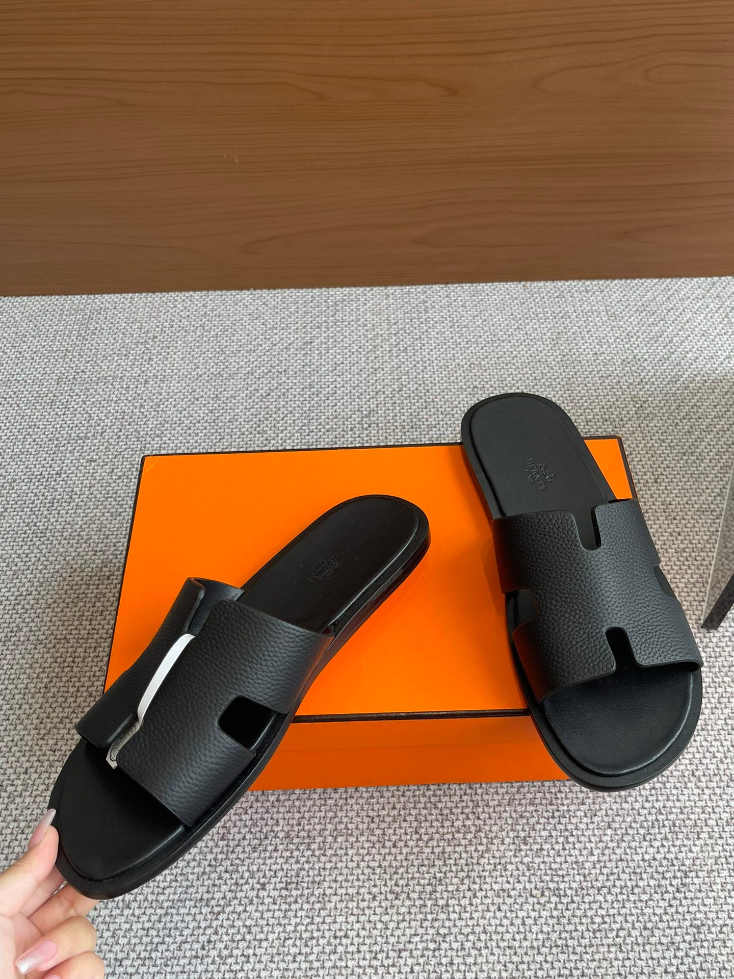 LuxluxHouse Best Quality Women Shoes Hermes