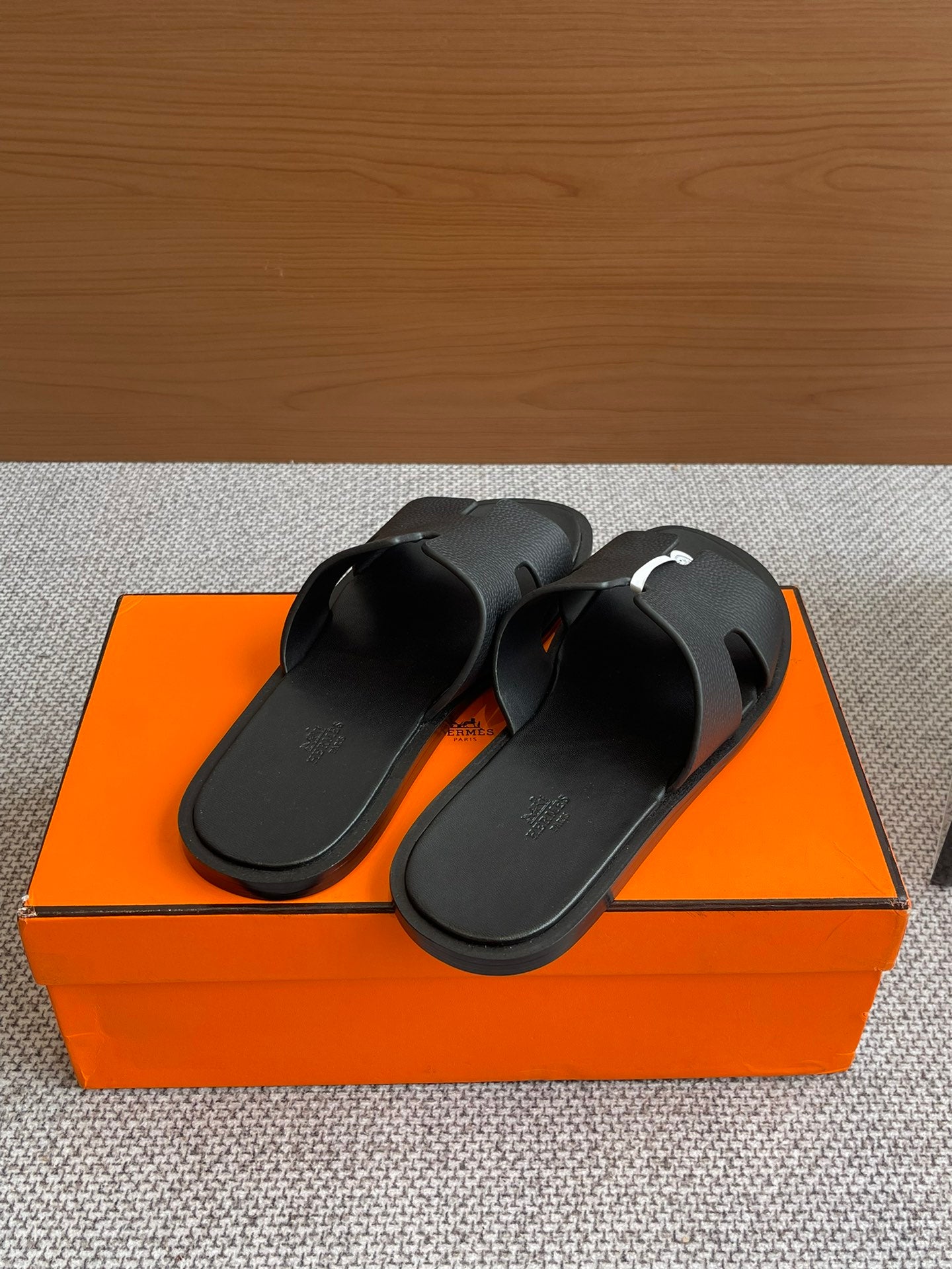 LuxluxHouse Best Quality Women Shoes Hermes