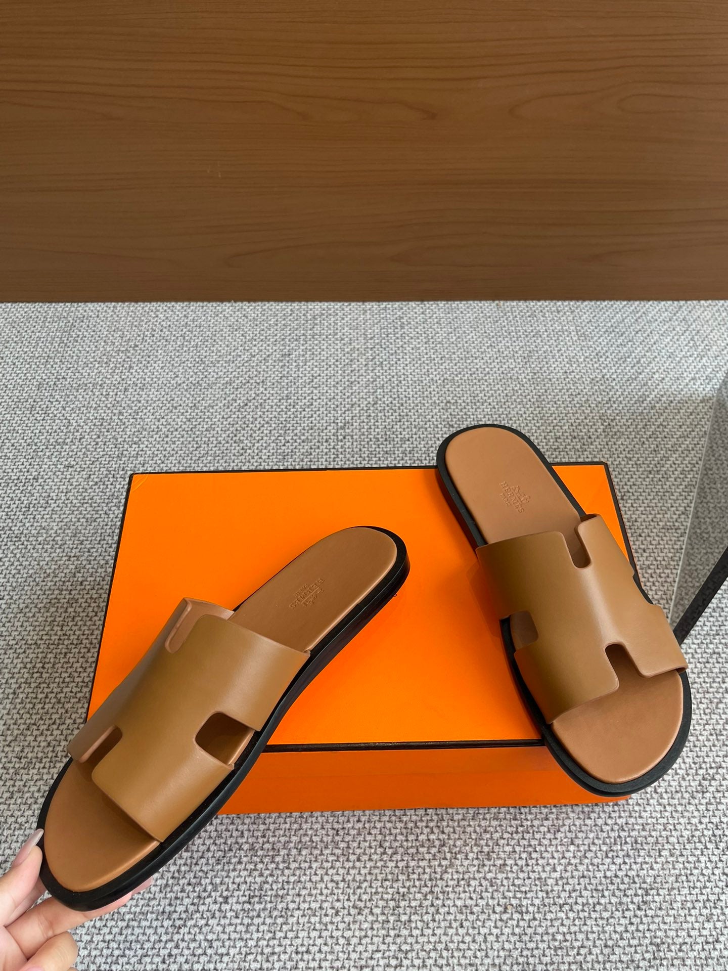 LuxluxHouse Best Quality Women Shoes Hermes