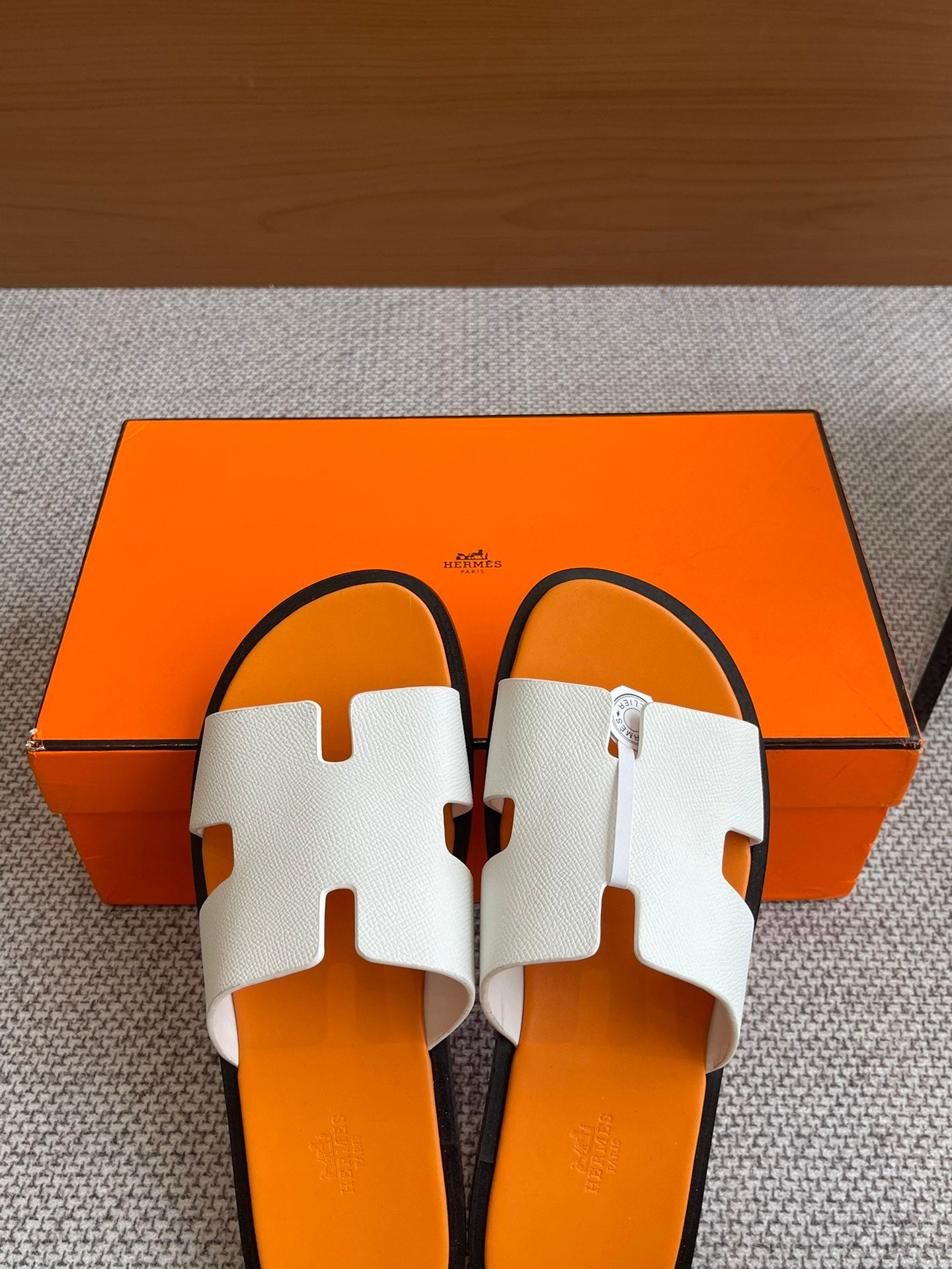 LuxluxHouse Best Quality Women Shoes Hermes