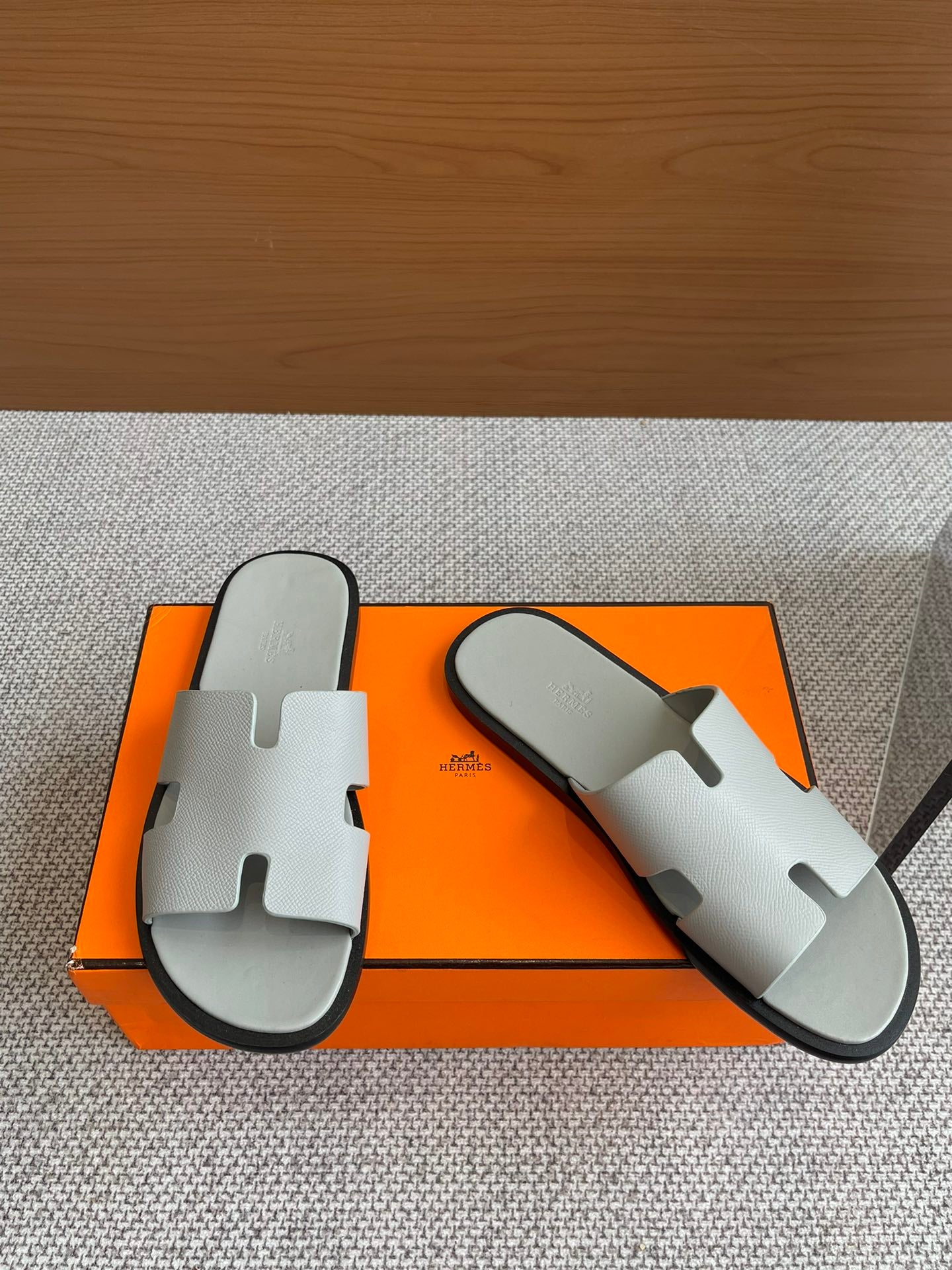 LuxluxHouse Best Quality Women Shoes Hermes