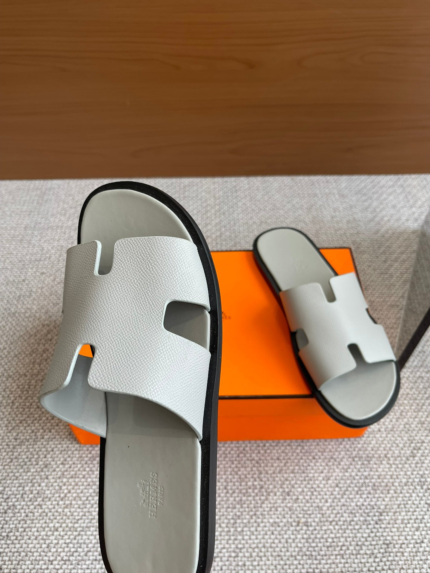 LuxluxHouse Best Quality Women Shoes Hermes