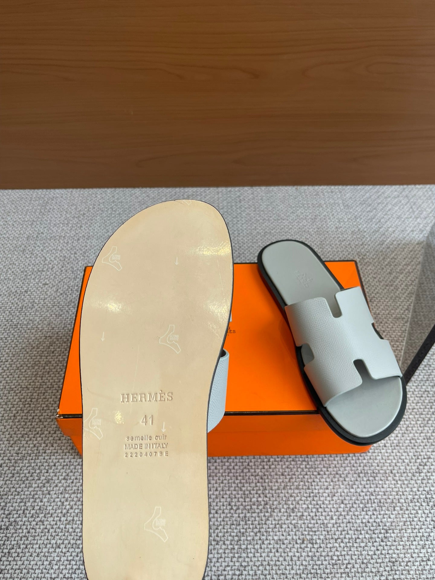 LuxluxHouse Best Quality Women Shoes Hermes