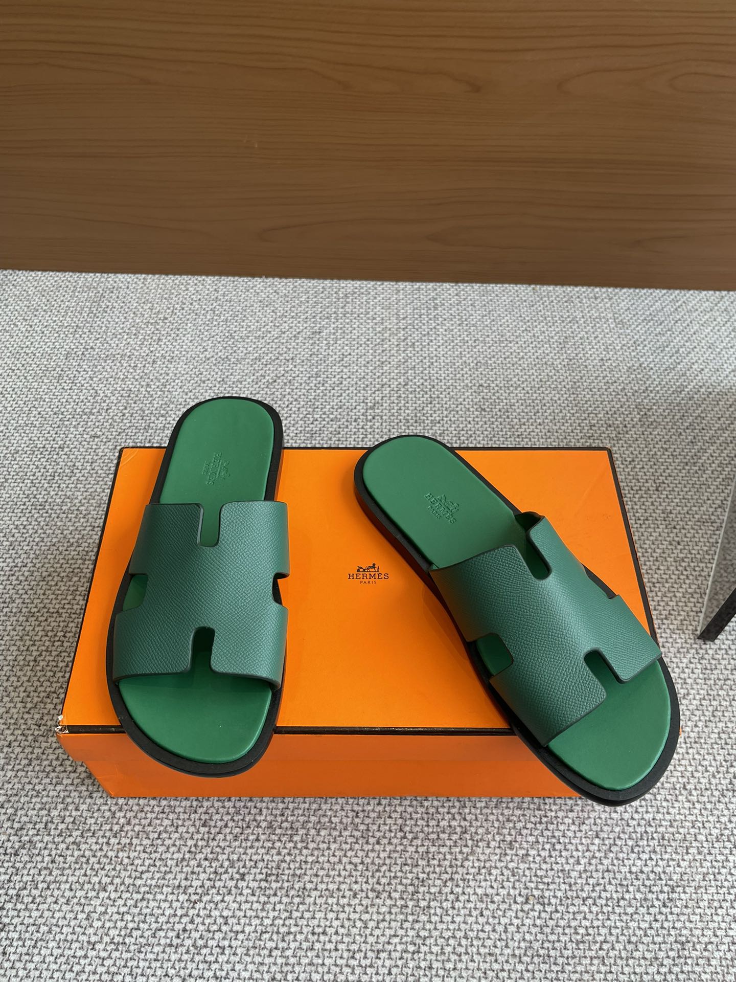 LuxluxHouse Best Quality Women Shoes Hermes