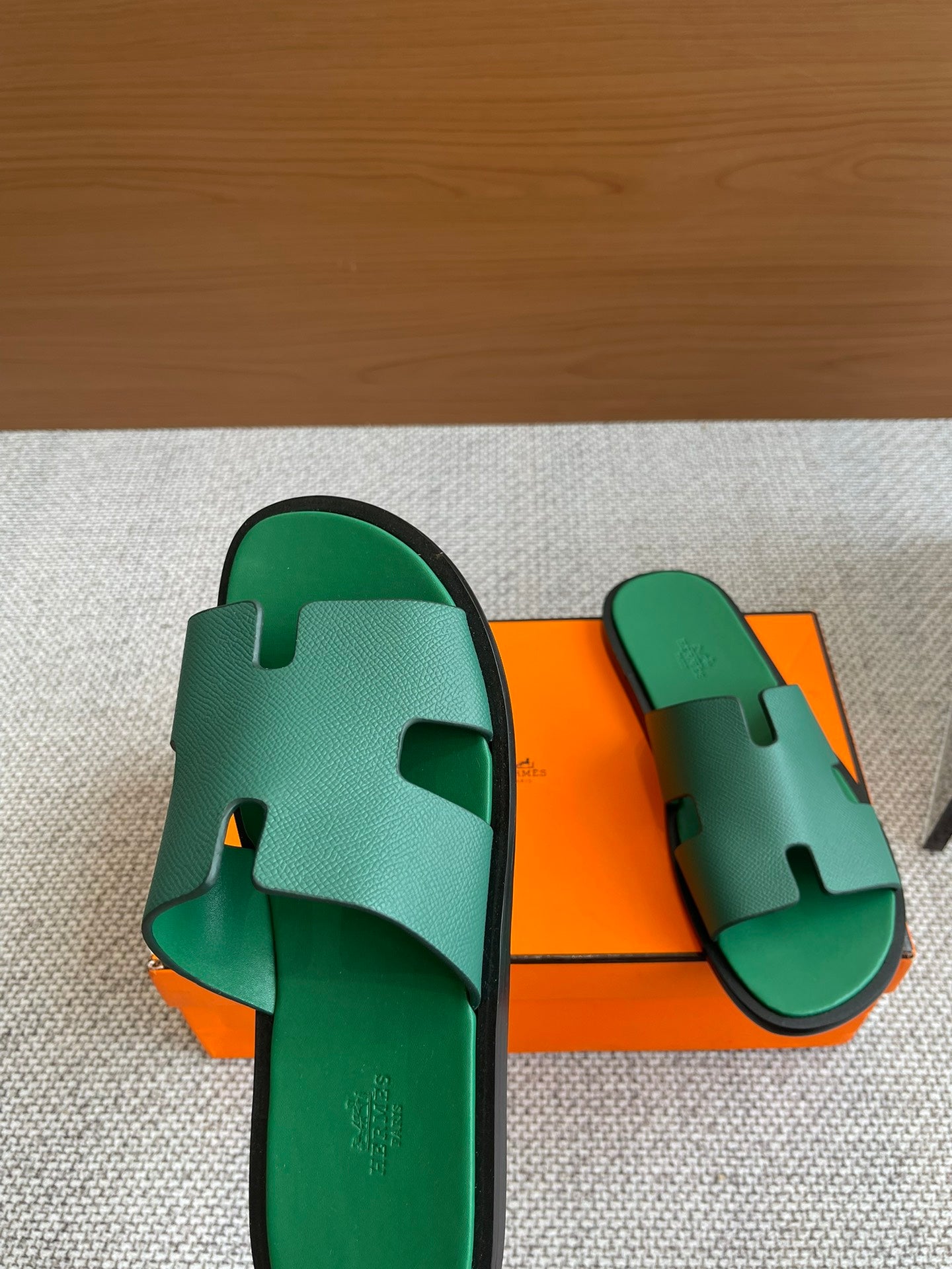 LuxluxHouse Best Quality Women Shoes Hermes