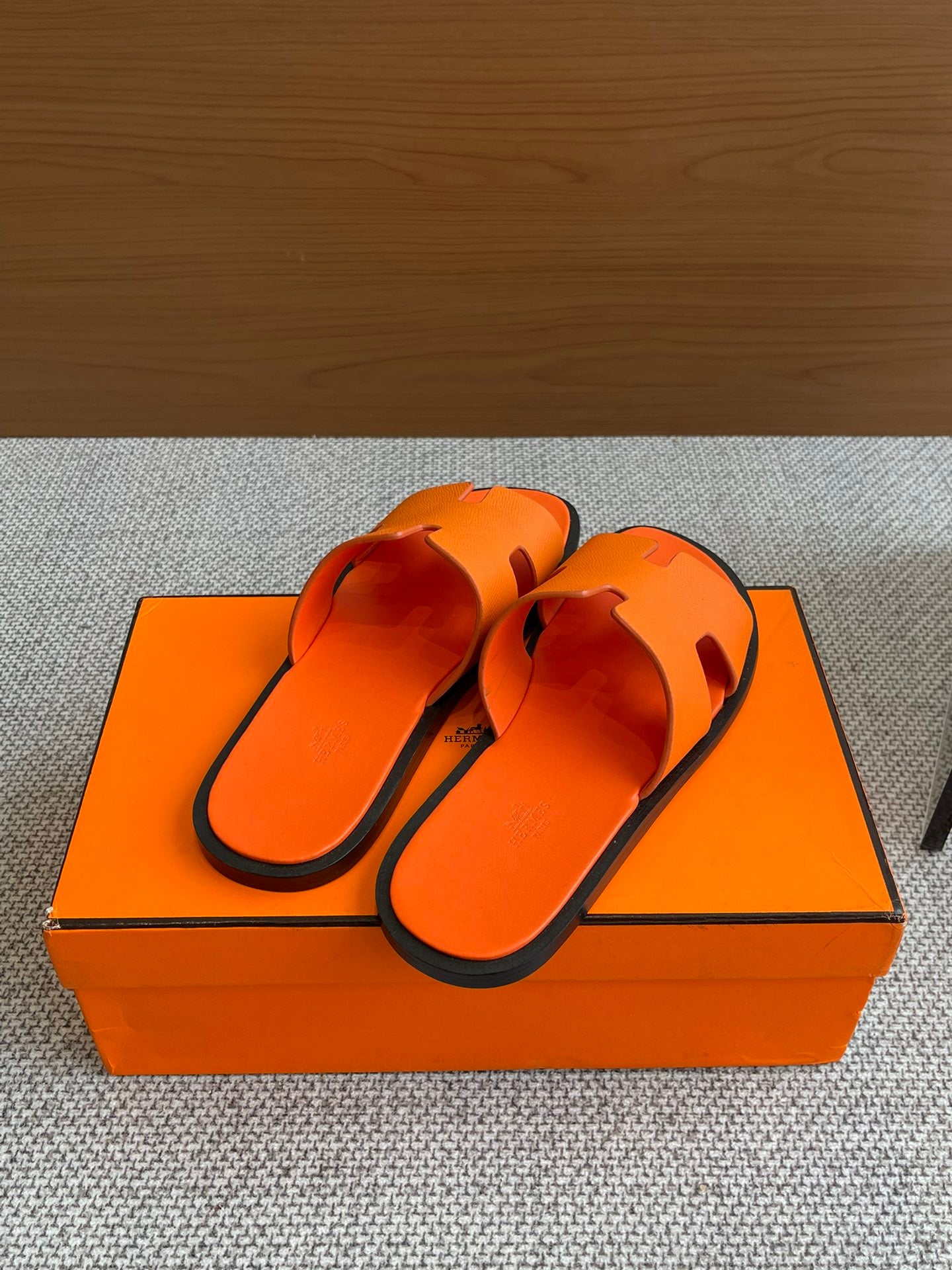 LuxluxHouse Best Quality Women Shoes Hermes