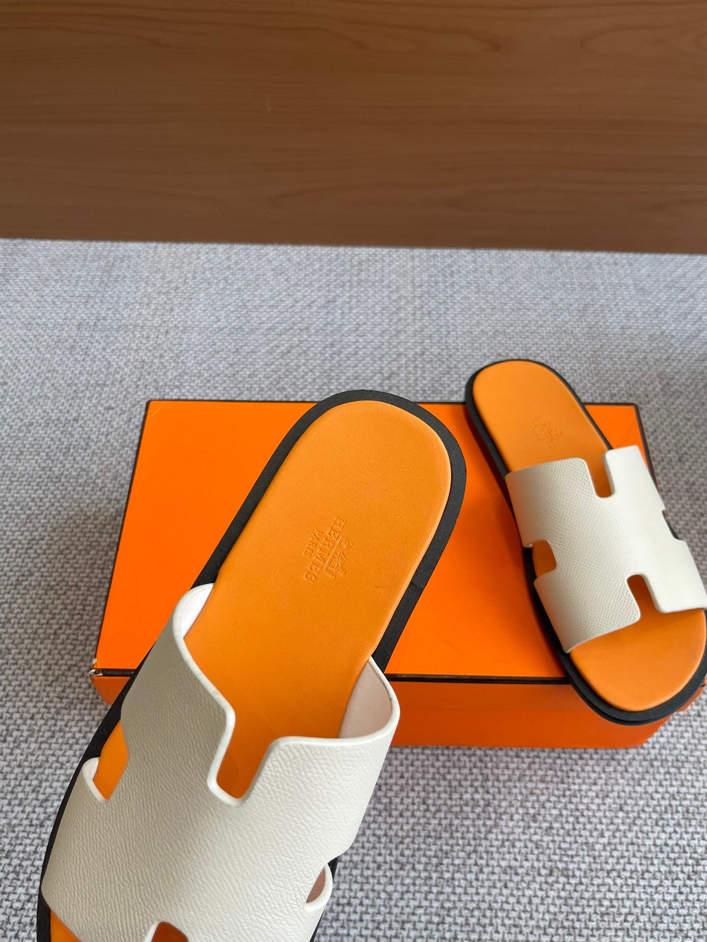 LuxluxHouse Best Quality Women Shoes Hermes