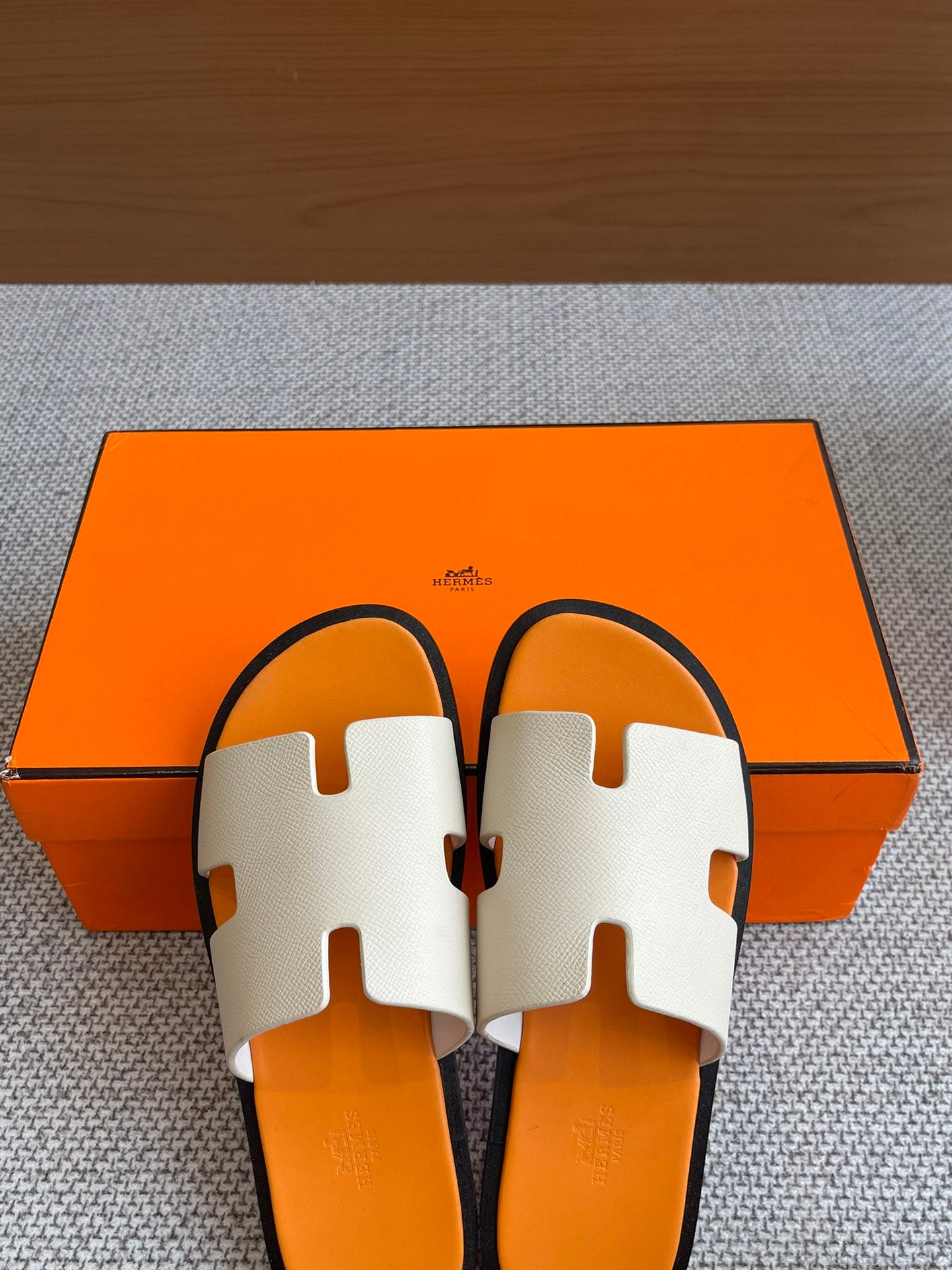 LuxluxHouse Best Quality Women Shoes Hermes