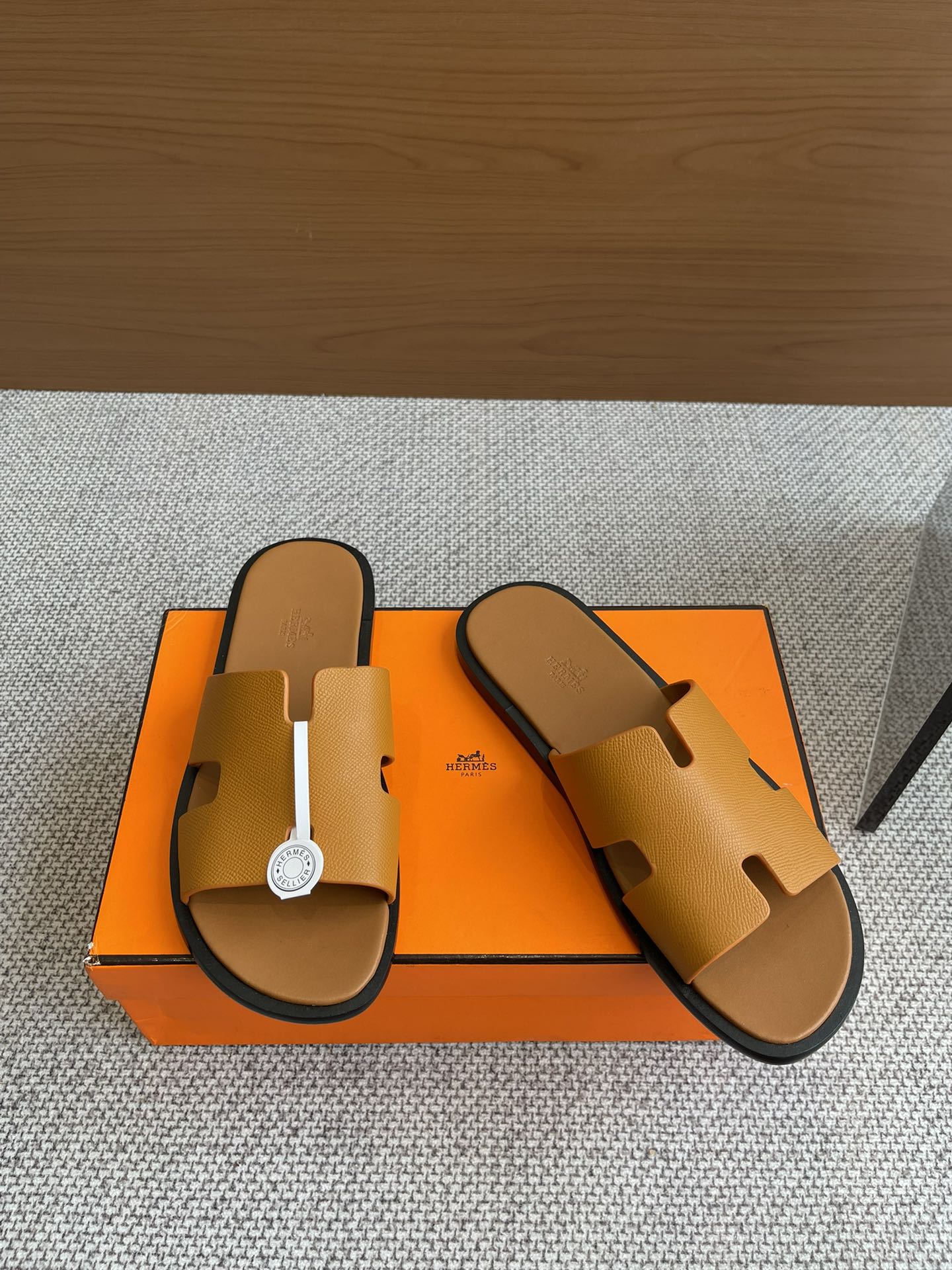 LuxluxHouse Best Quality Women Shoes Hermes