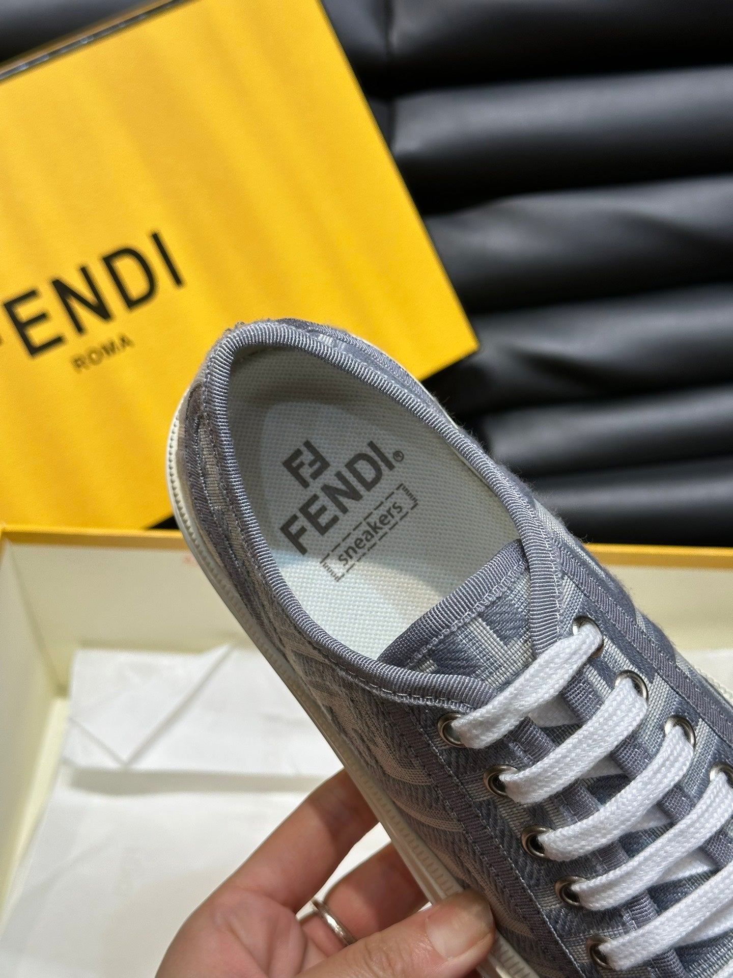 LuxluxHouse Best Quality Shoes Fendi
