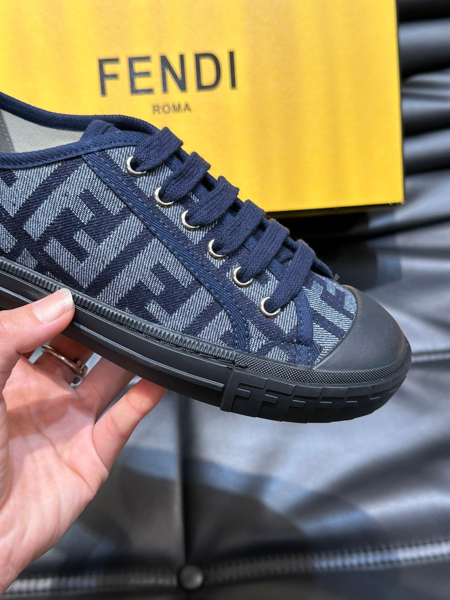 LuxluxHouse Best Quality Shoes Fendi