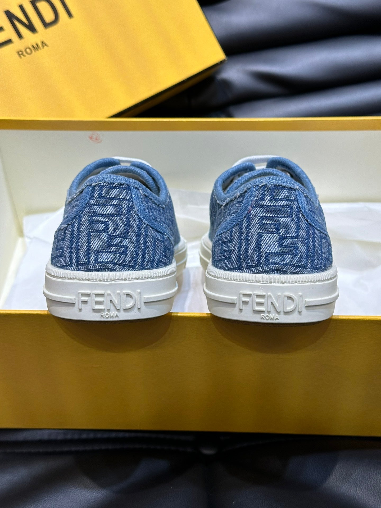 LuxluxHouse Best Quality Shoes Fendi