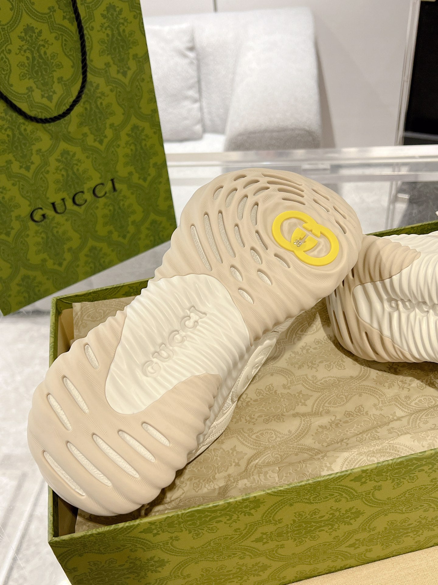 LuxluxHouse Best Quality Gucci Women Shoes
